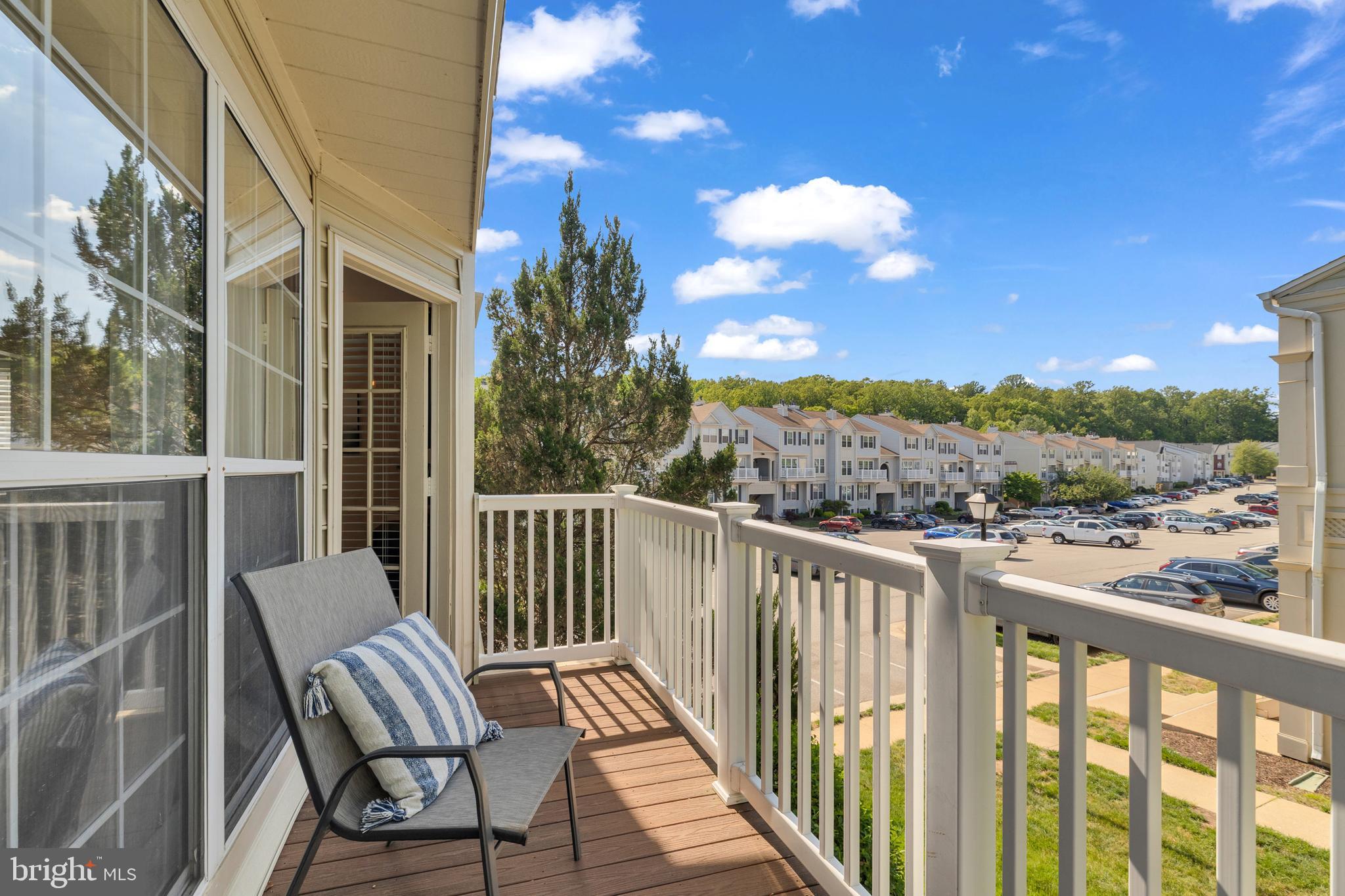 GUNSTON CORNER - Residential