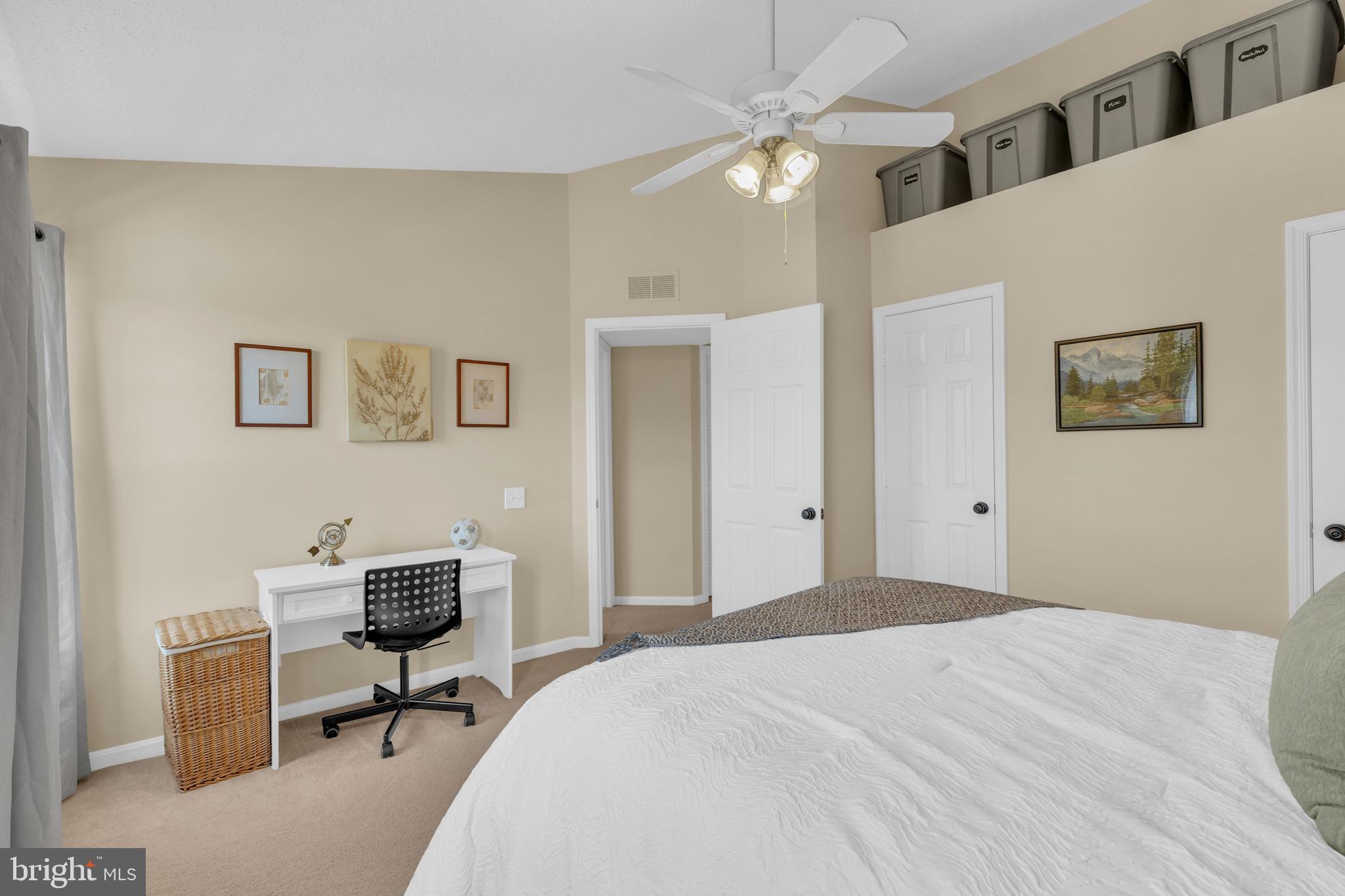 GUNSTON CORNER - Residential