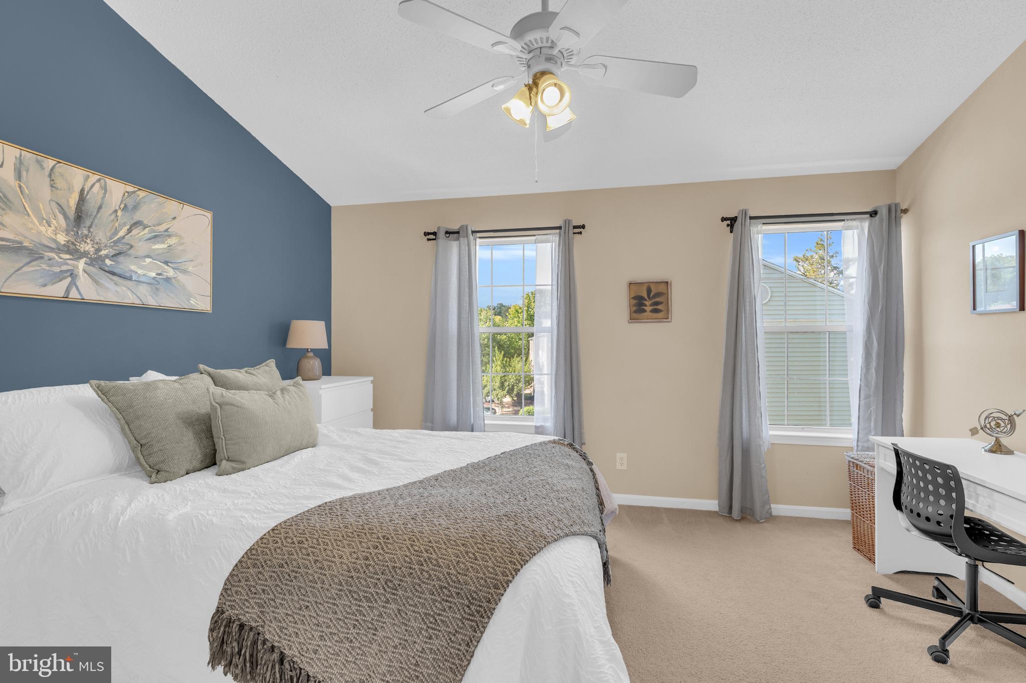 GUNSTON CORNER - Residential