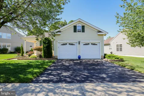 15 Shady Stream Road, Barnegat, NJ MLS: NJOC2041550
