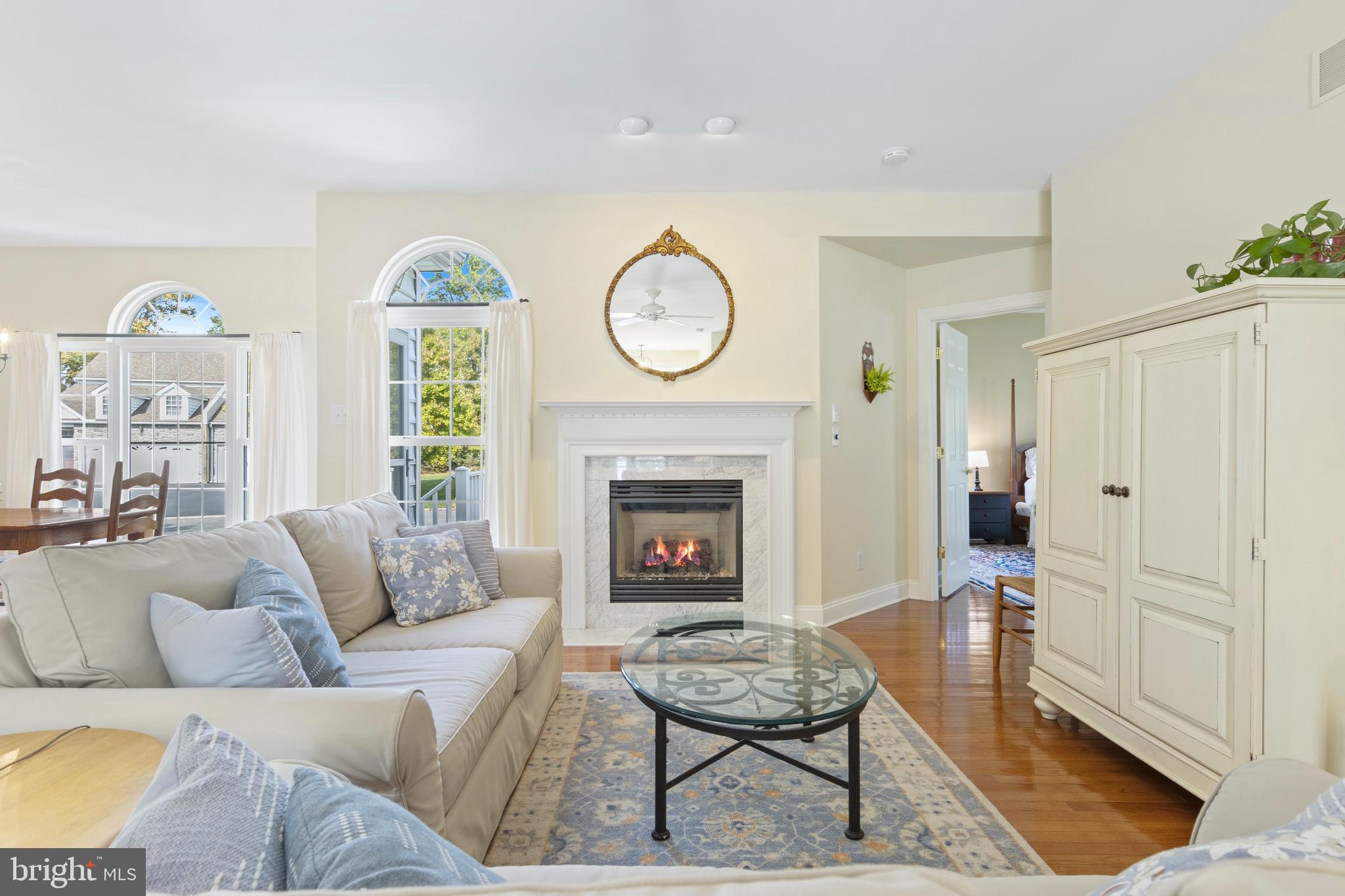 BELMONT - Residential