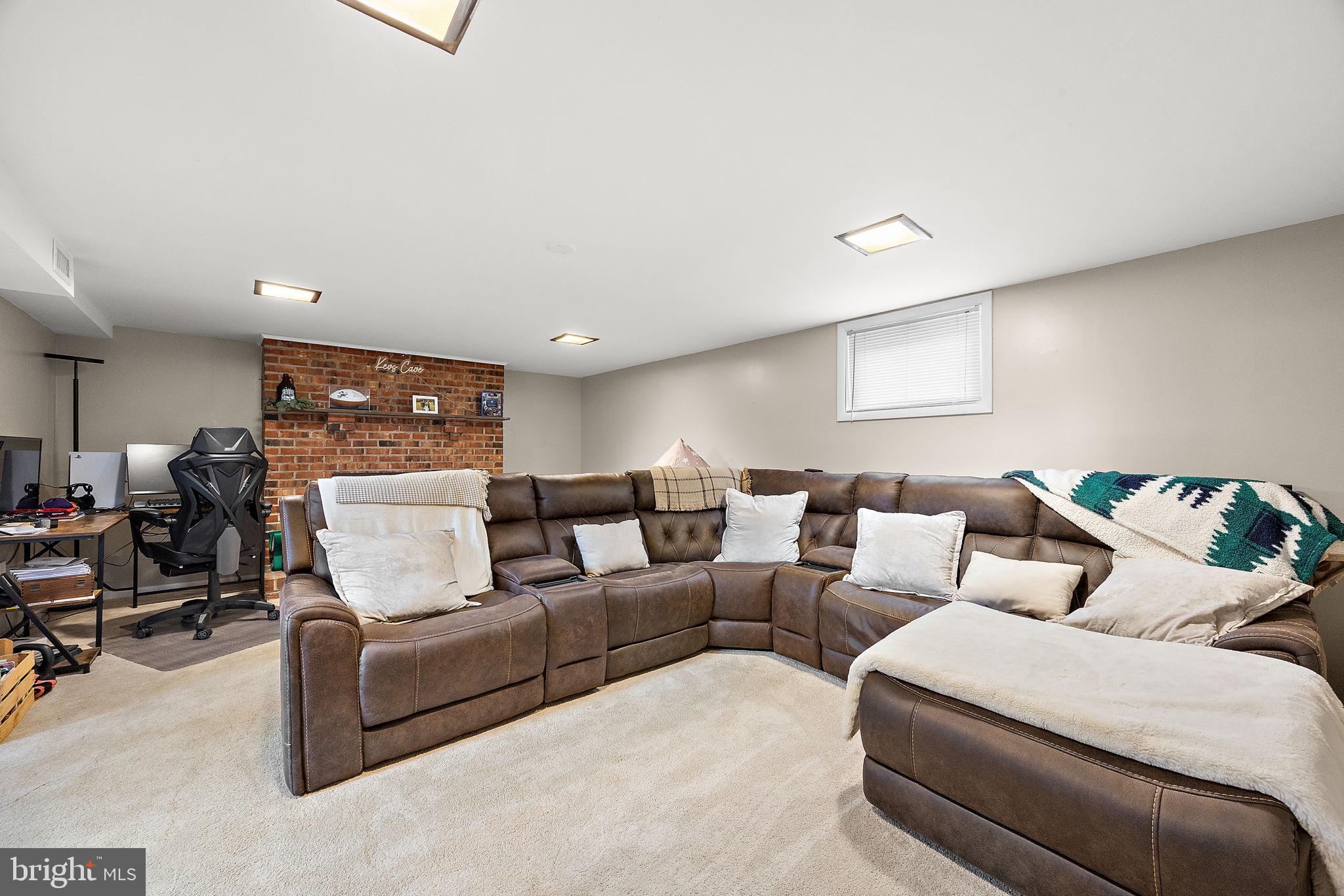 HILLENDALE - Residential