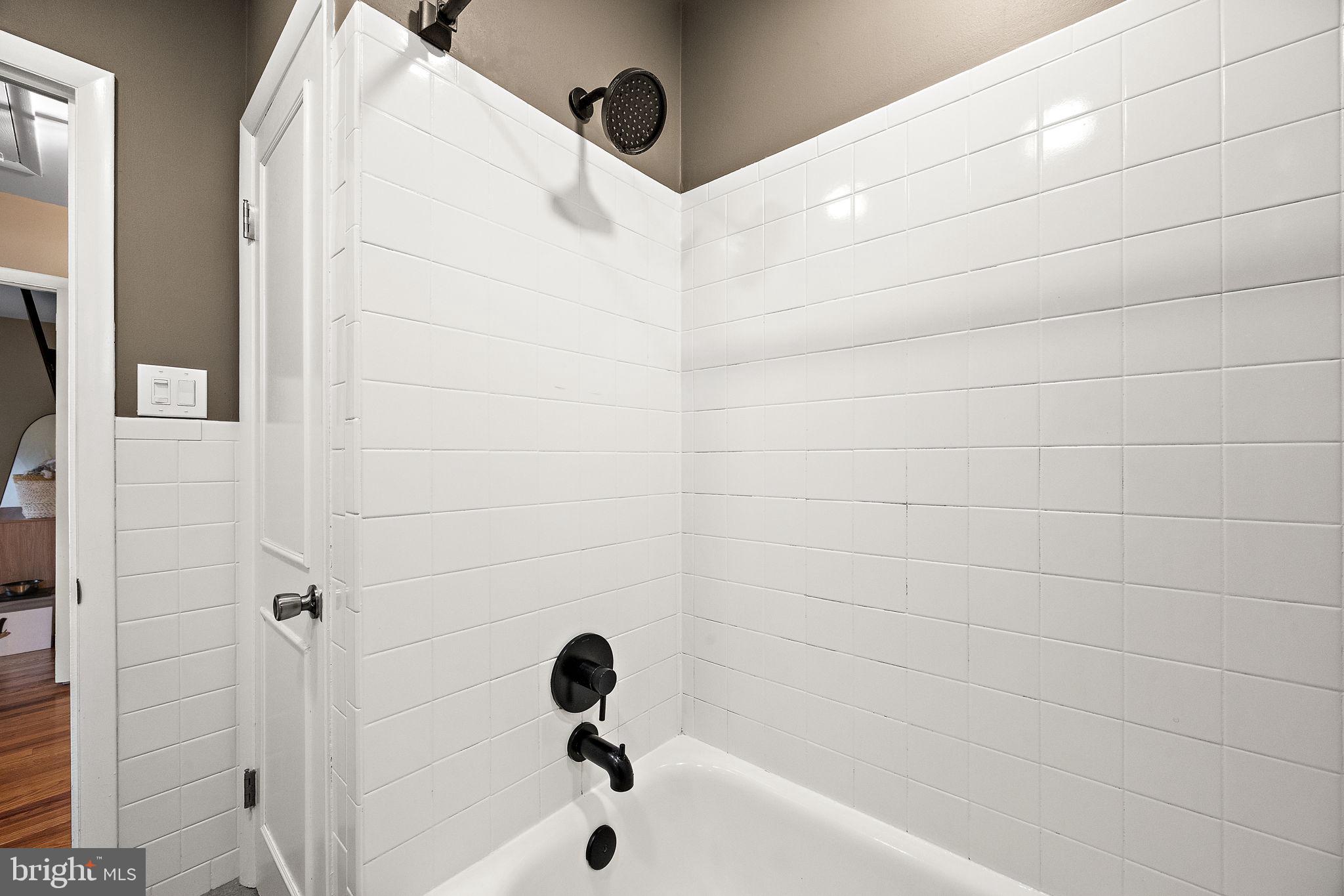 HILLENDALE - Residential