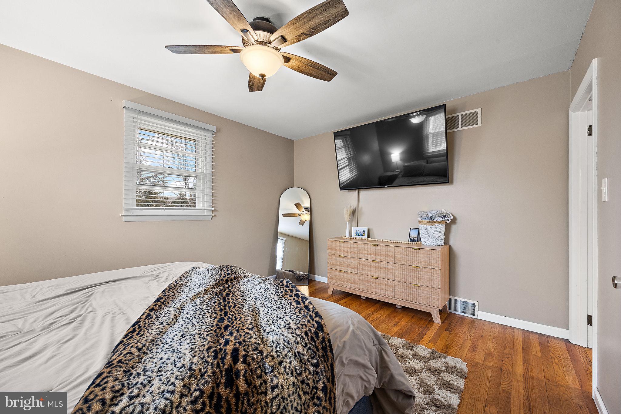 HILLENDALE - Residential