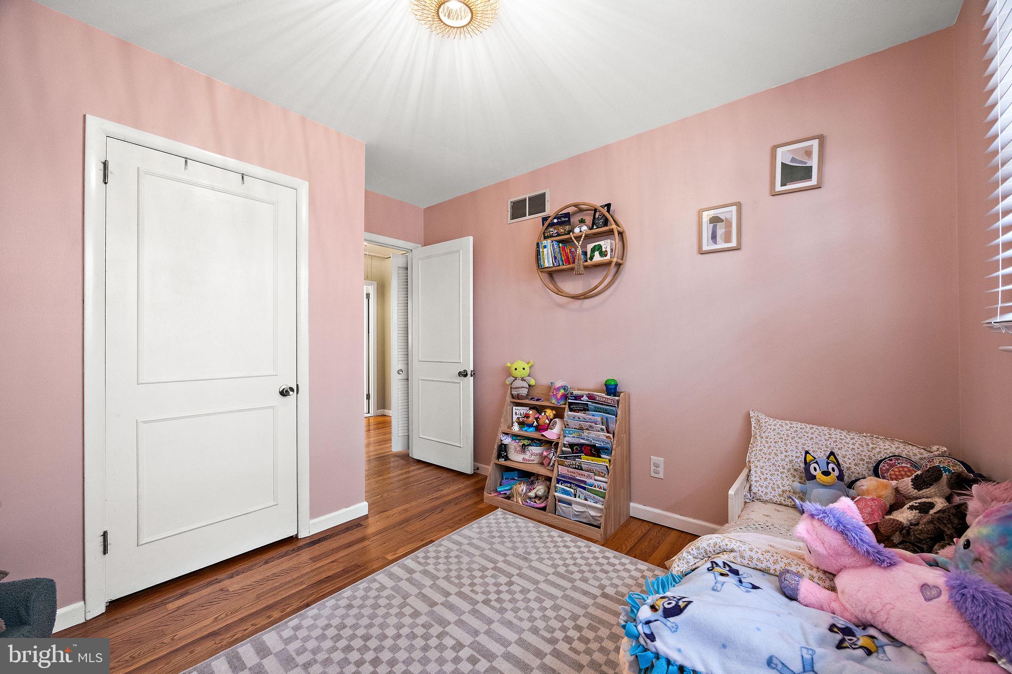 HILLENDALE - Residential