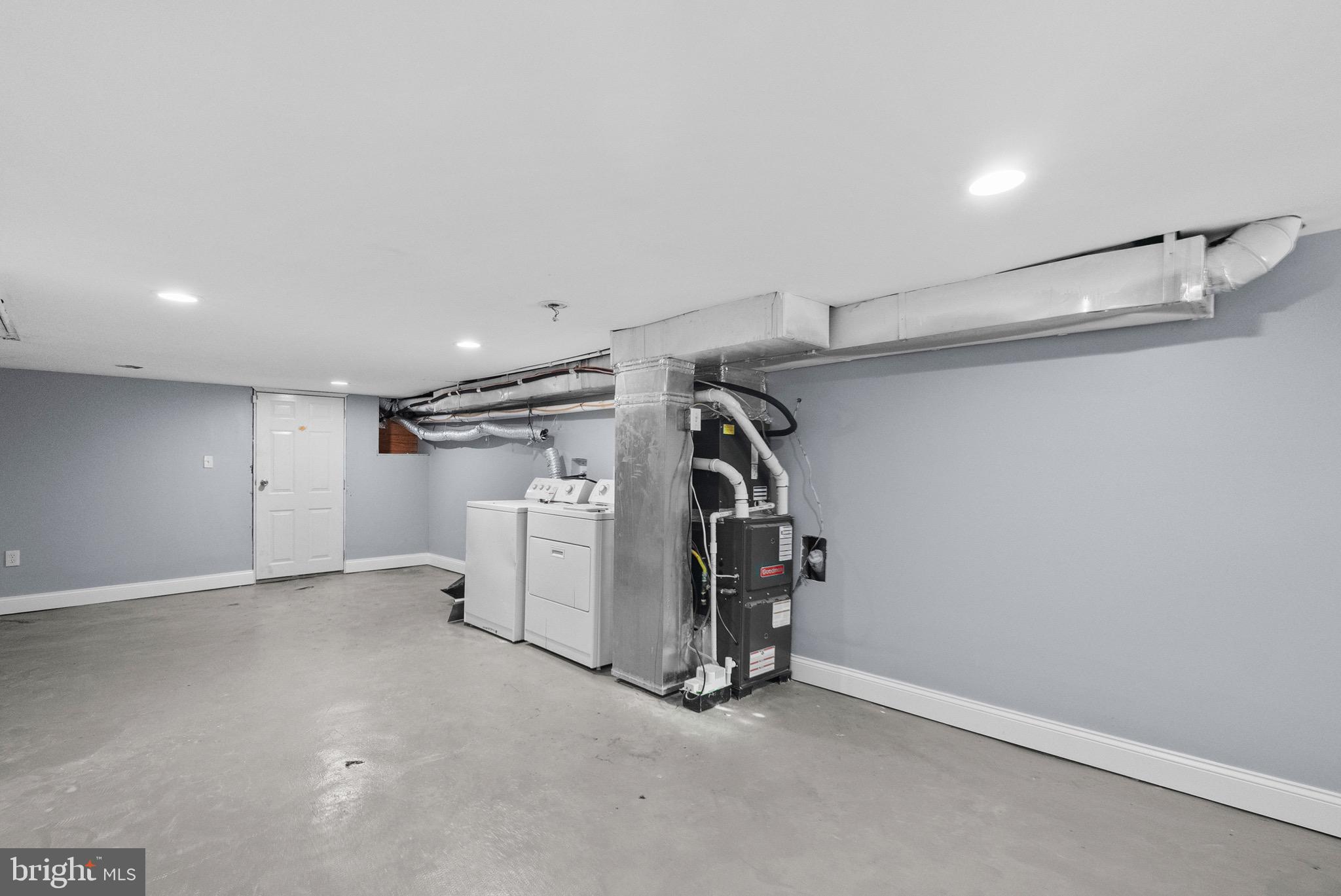 ARLINGTON - Residential Lease