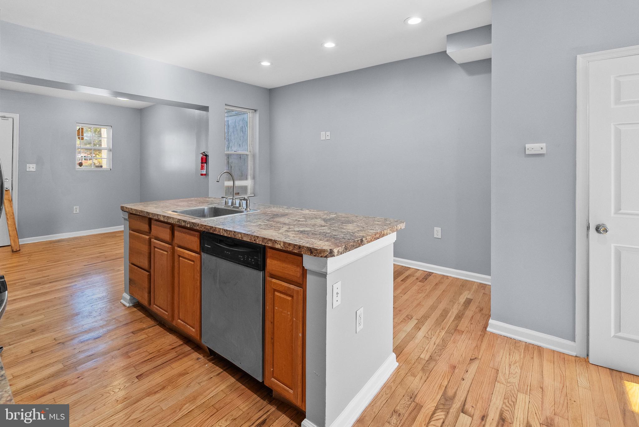 ARLINGTON - Residential Lease