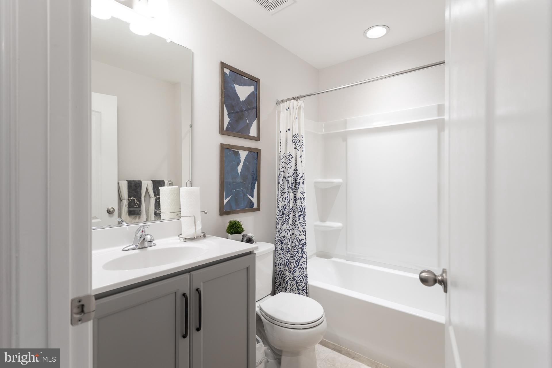 SOUTH BROOK - Residential