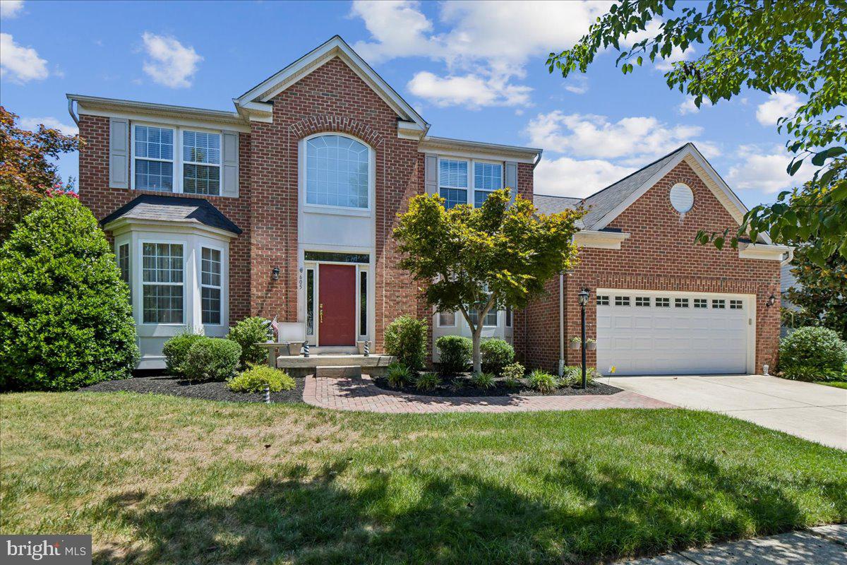 605 LIGHTHOUSE LANDING LANE