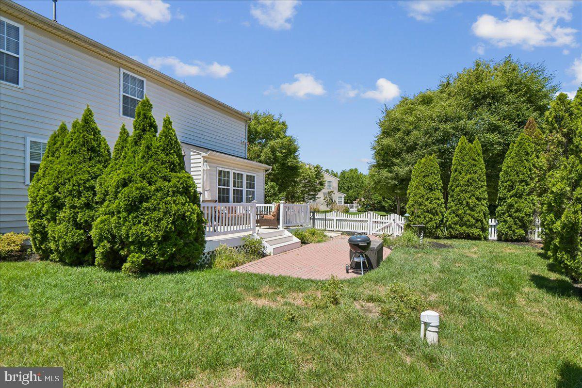 605 LIGHTHOUSE LANDING LANE