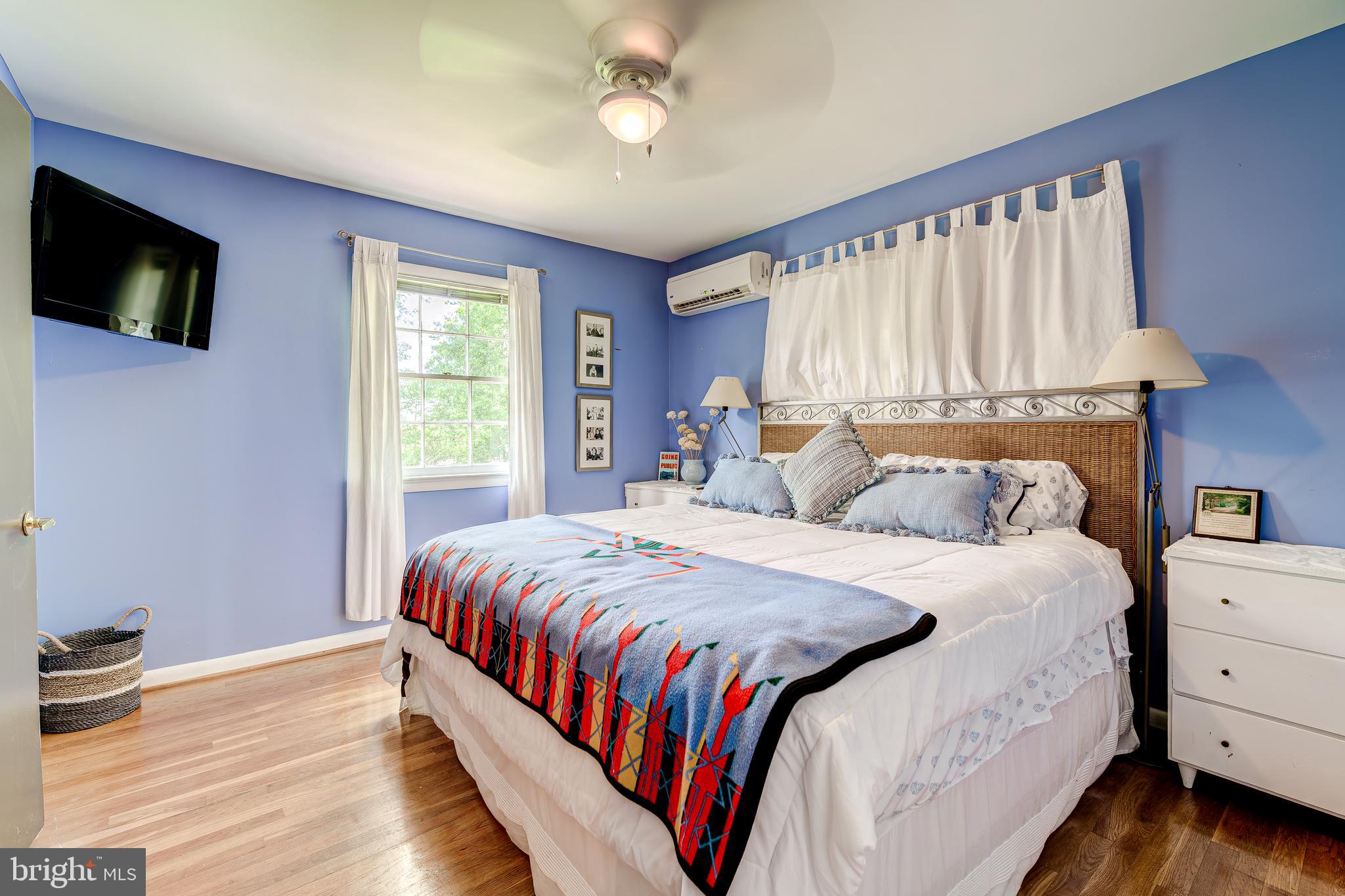 COLLINGWOOD ON THE POTOMAC - Residential