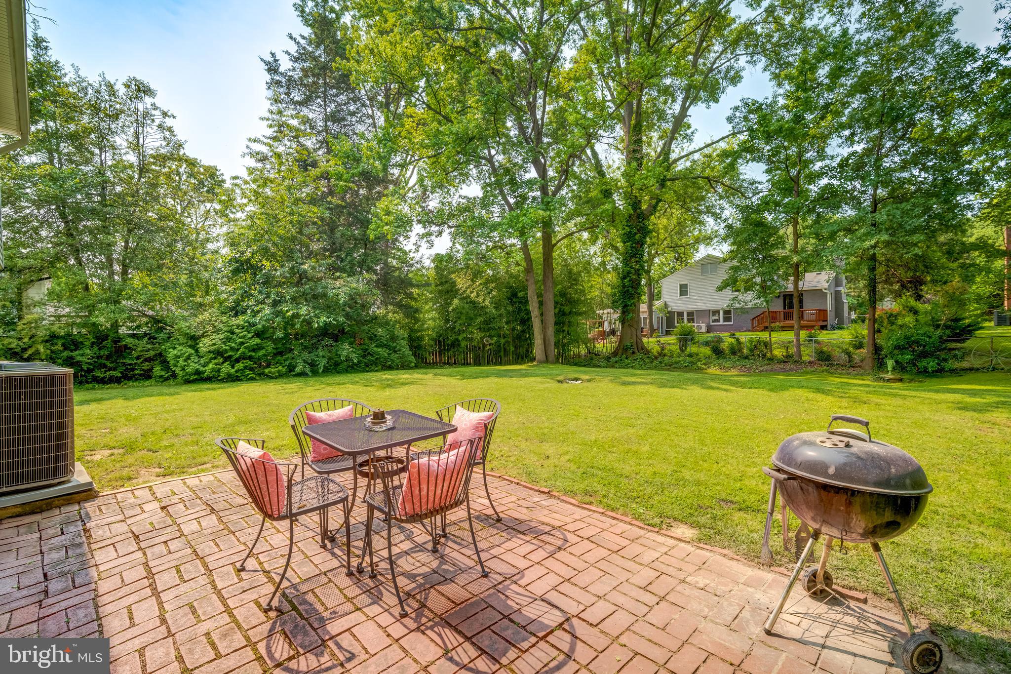 COLLINGWOOD ON THE POTOMAC - Residential