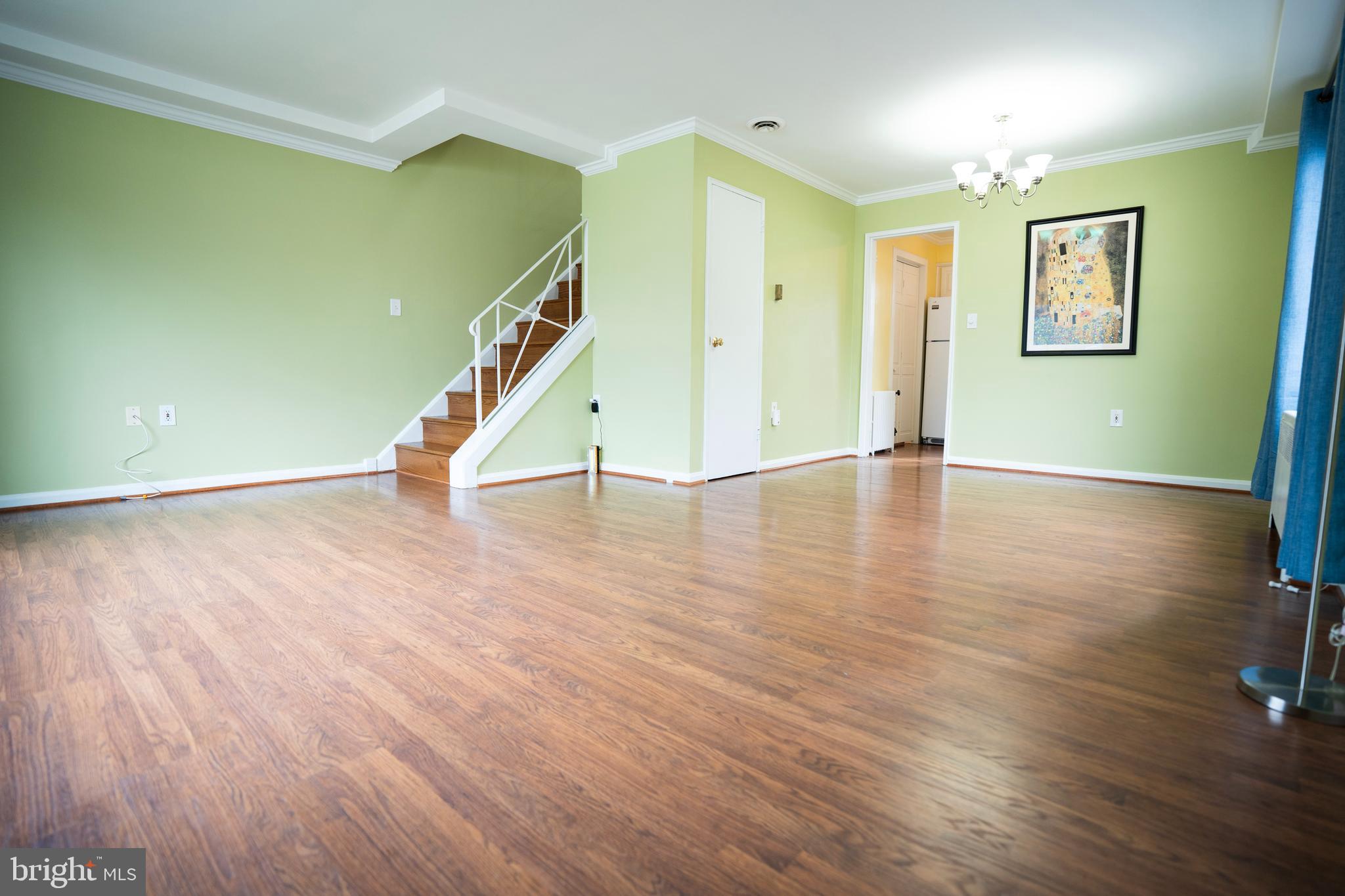 BEVERLY HILLS - Residential Lease