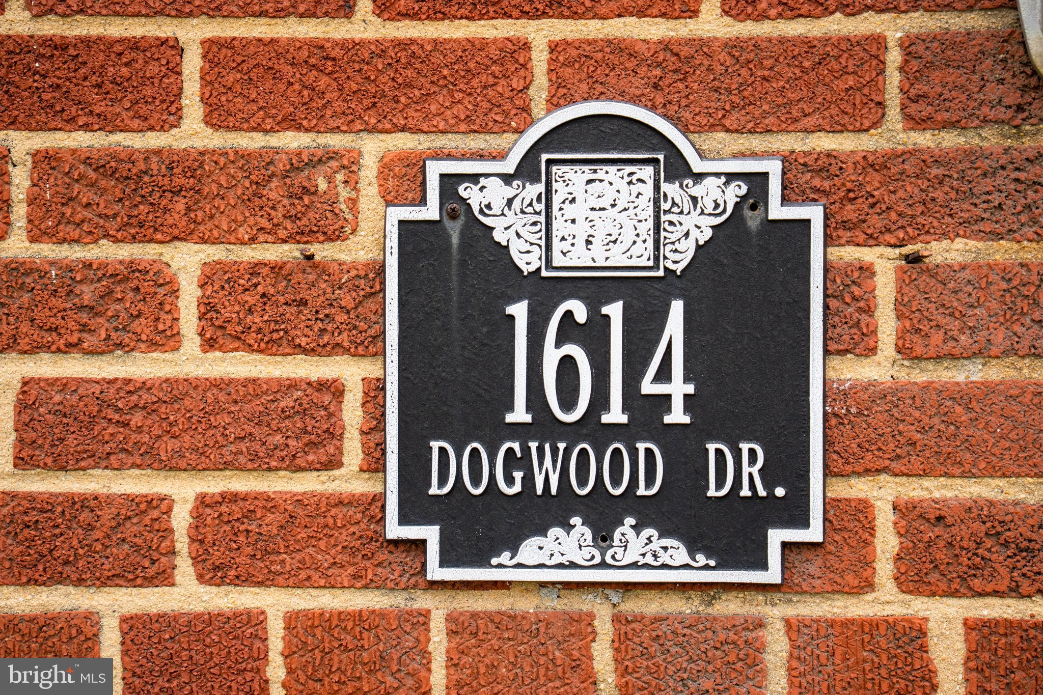 BEVERLY HILLS - Residential Lease