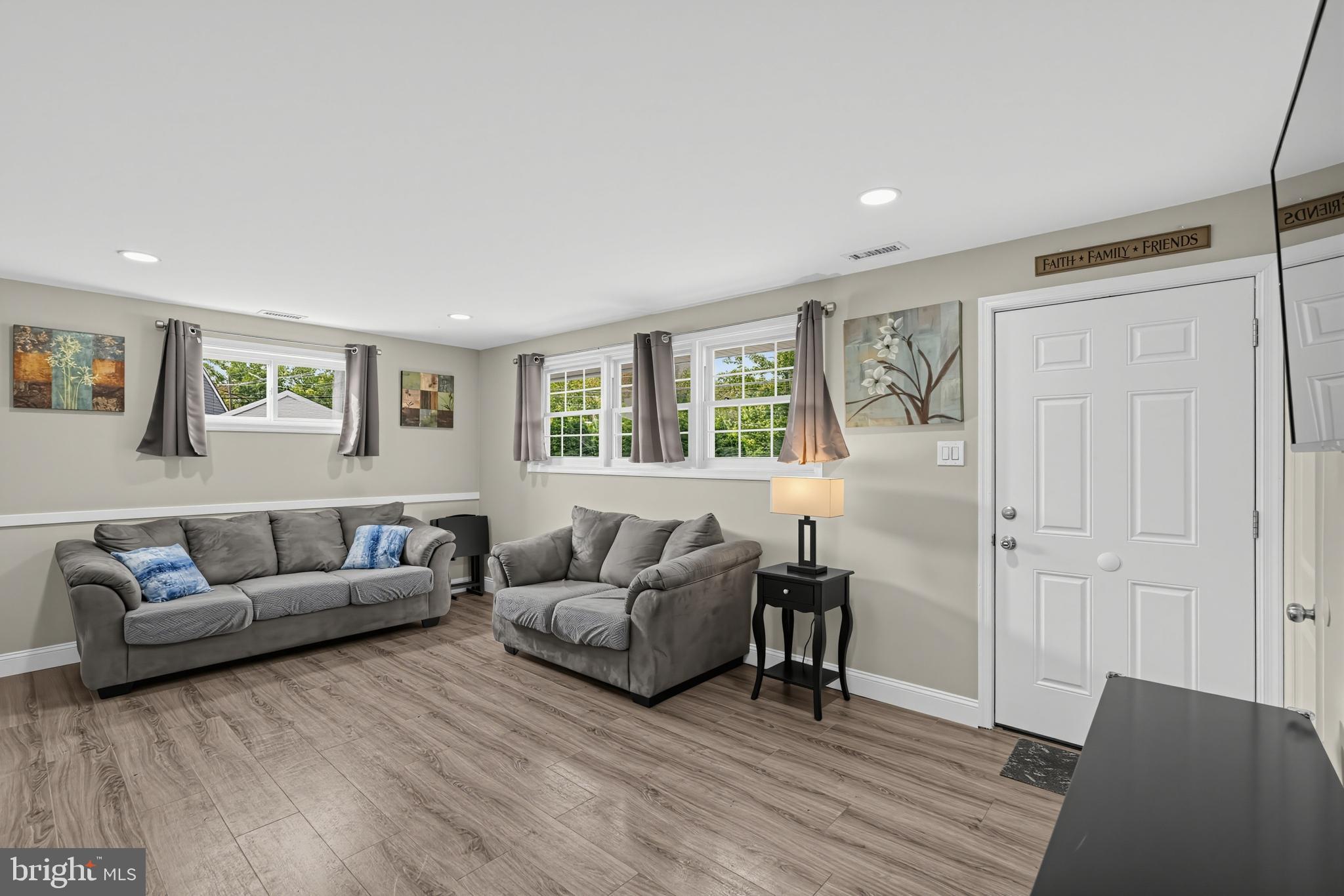 1493 S DELSEA DRIVE