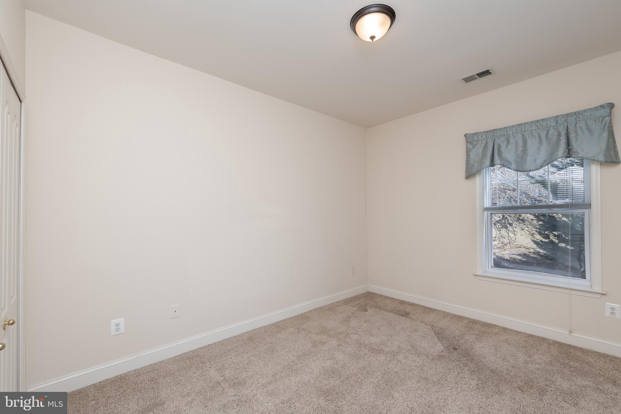 WAVERLY WOODS - Residential