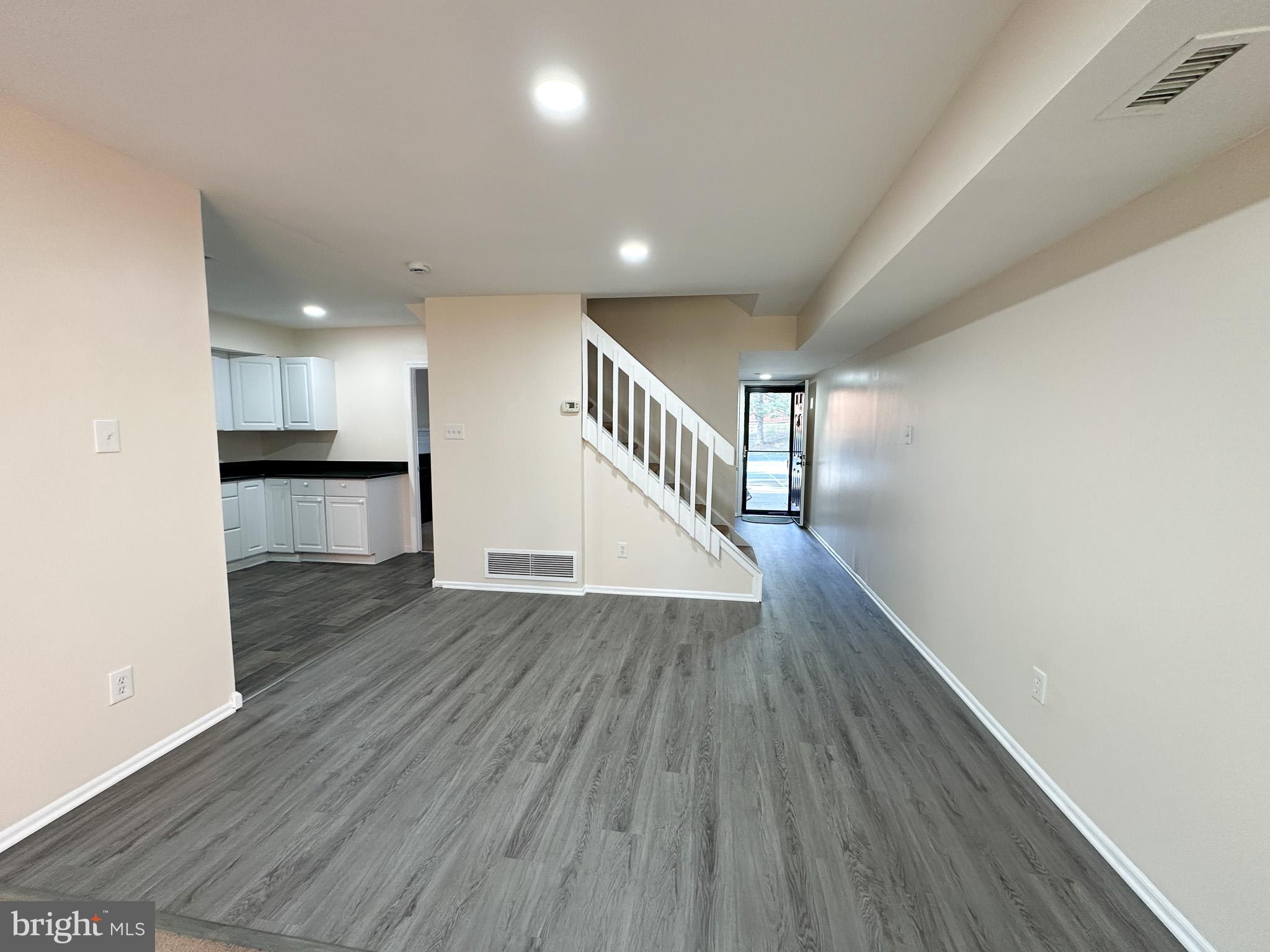 ASPENWOOD - Residential