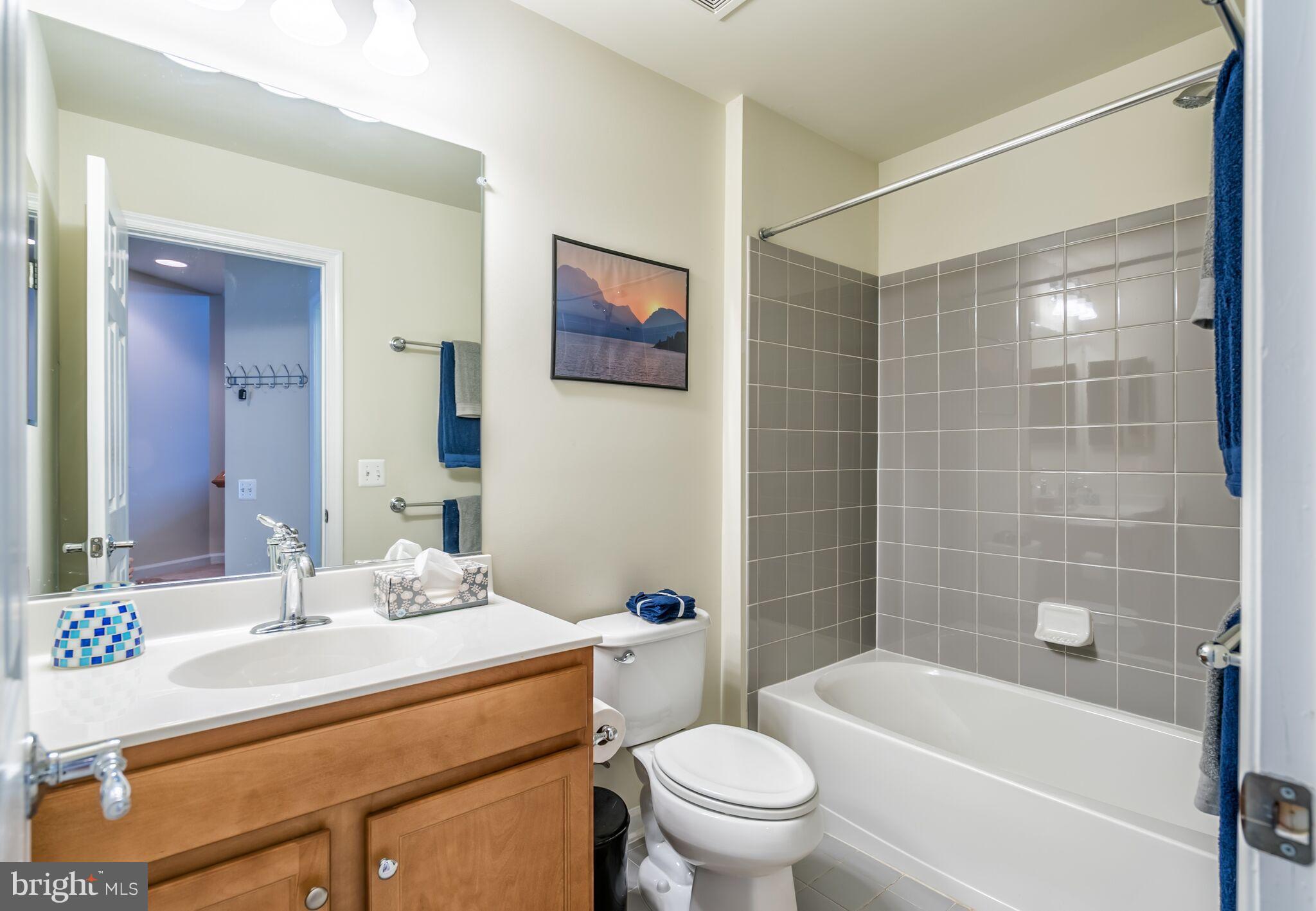 BRAMBLETON LANDBAY 2 - Residential Lease