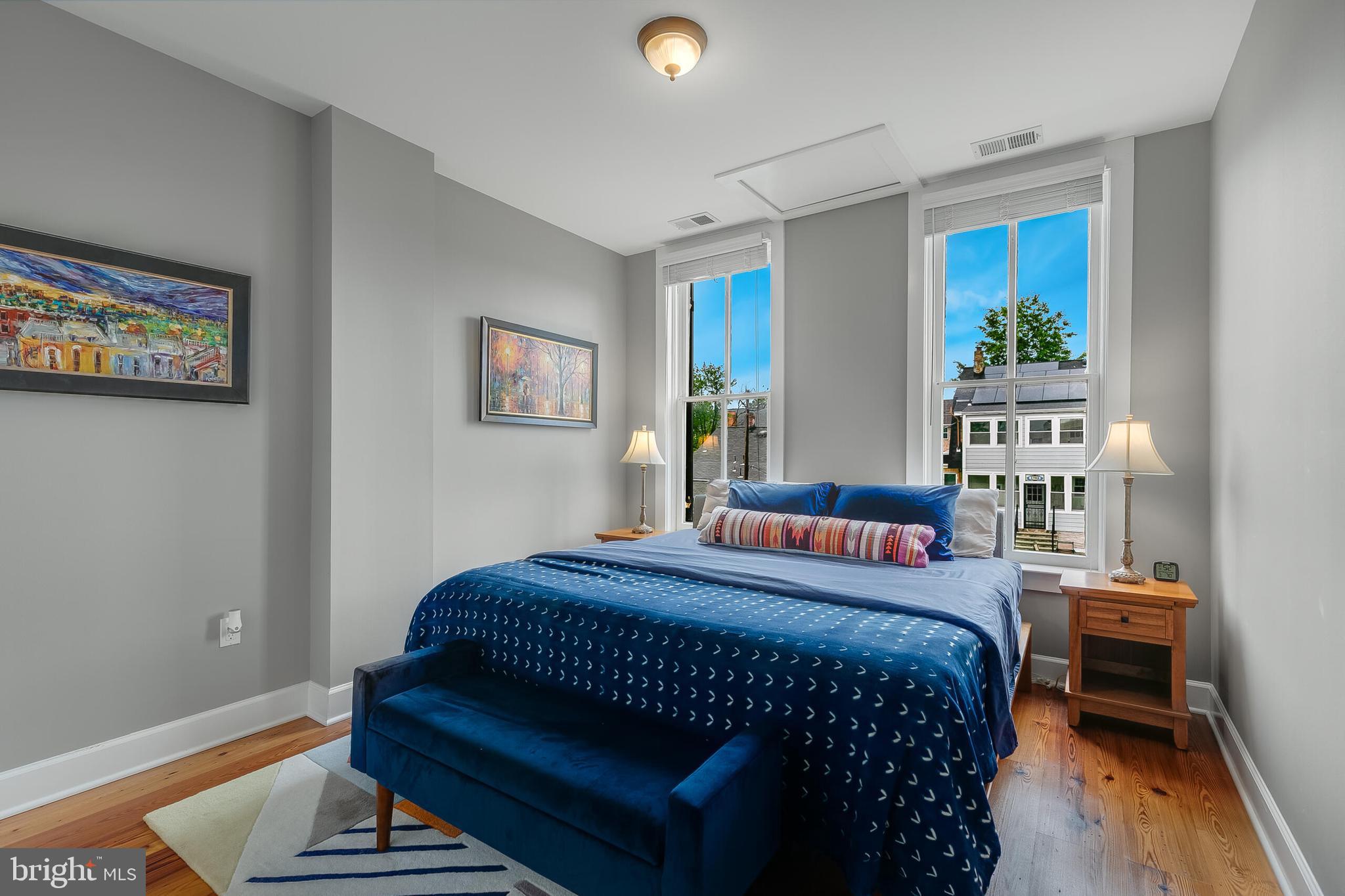 ARLINGTON VIEW - Residential