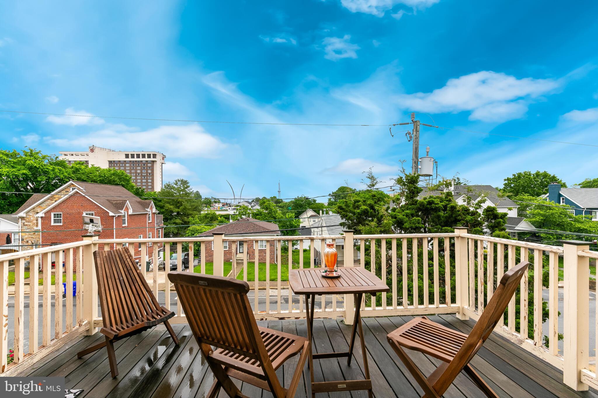 ARLINGTON VIEW - Residential