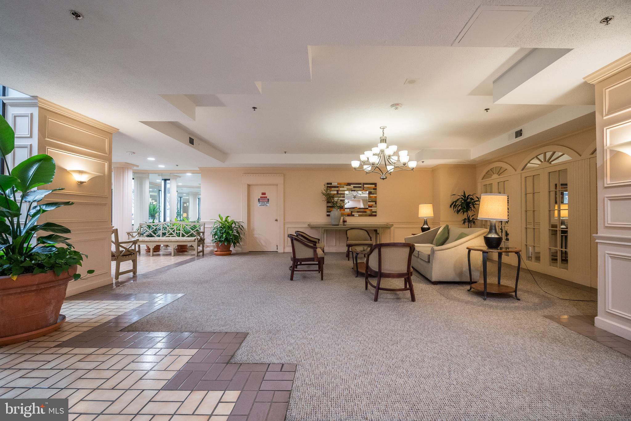 15100 INTERLACHEN DRIVE 4-521