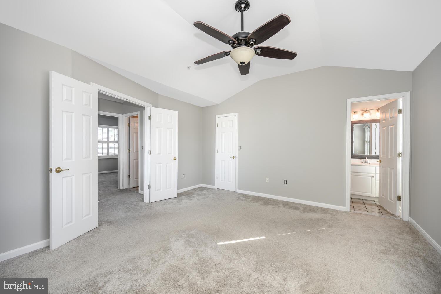 BAYSIDE - Residential