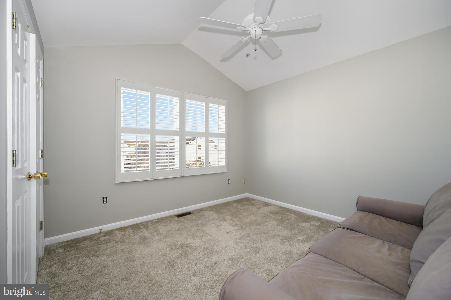 BAYSIDE - Residential