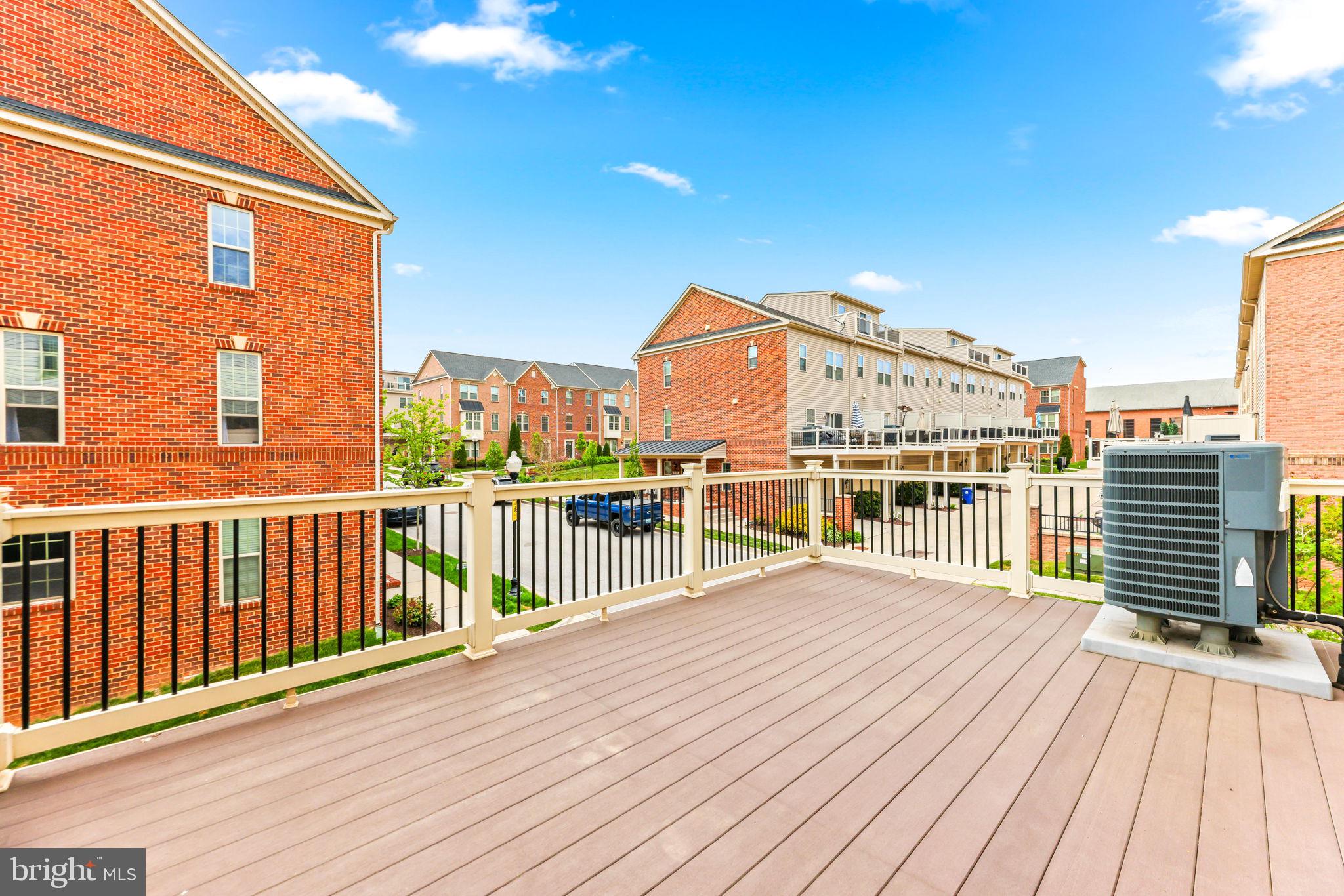 O'DONNELL SQUARE - Residential