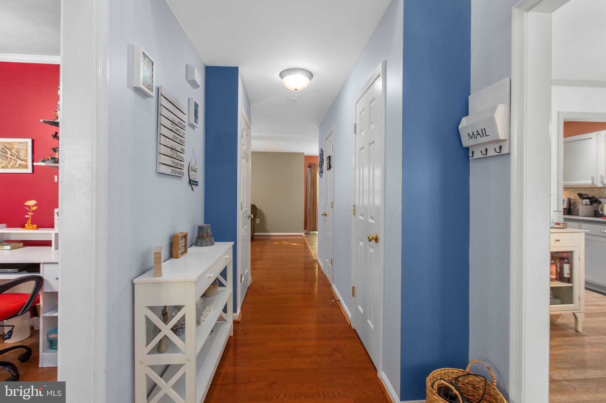 PRESIDENTIAL LAKES - Residential