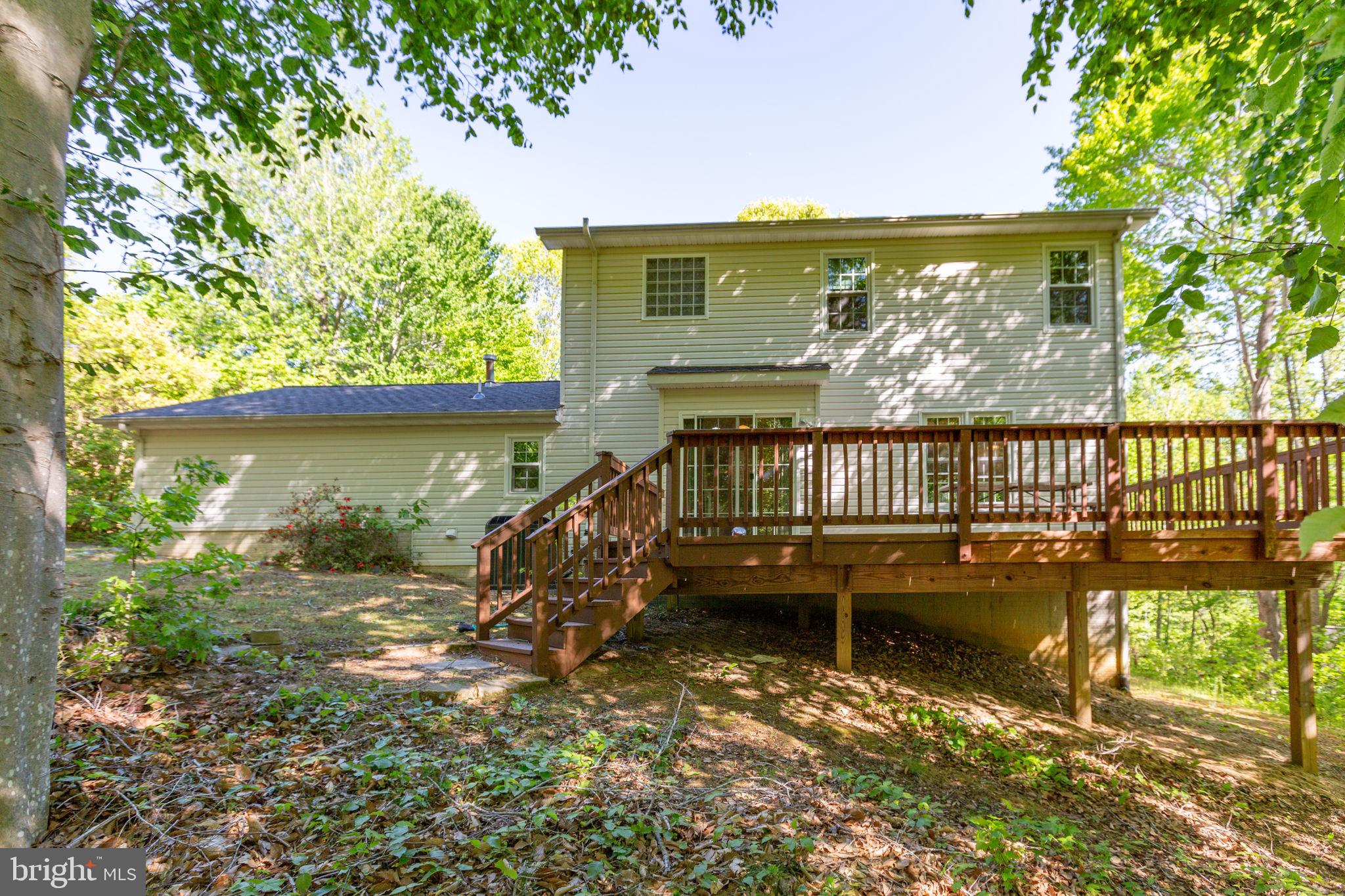 PRESIDENTIAL LAKES - Residential