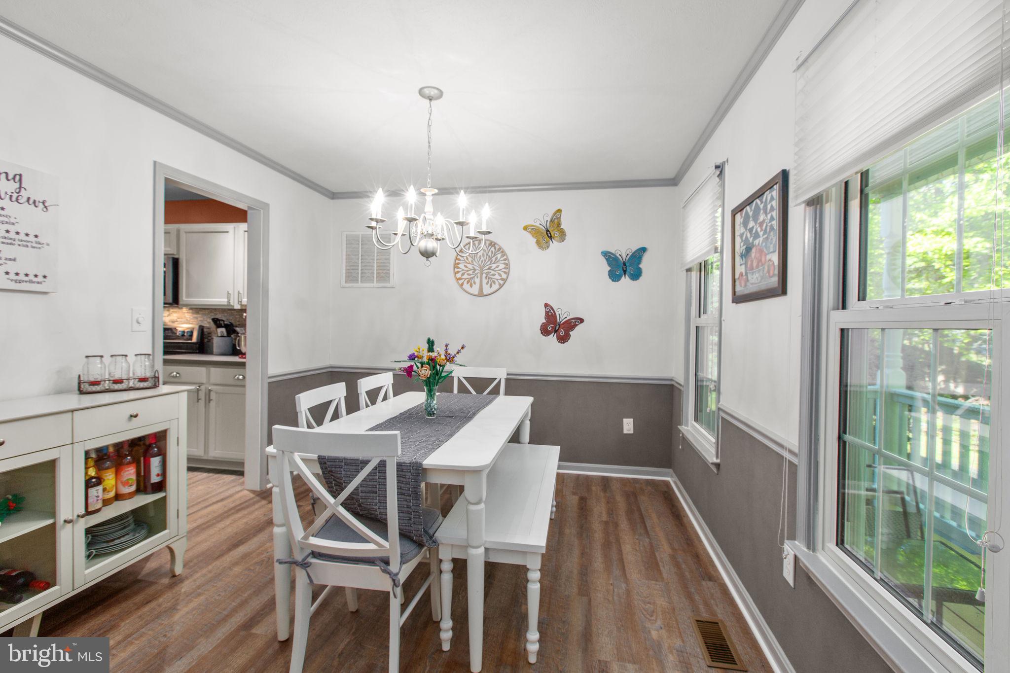 PRESIDENTIAL LAKES - Residential