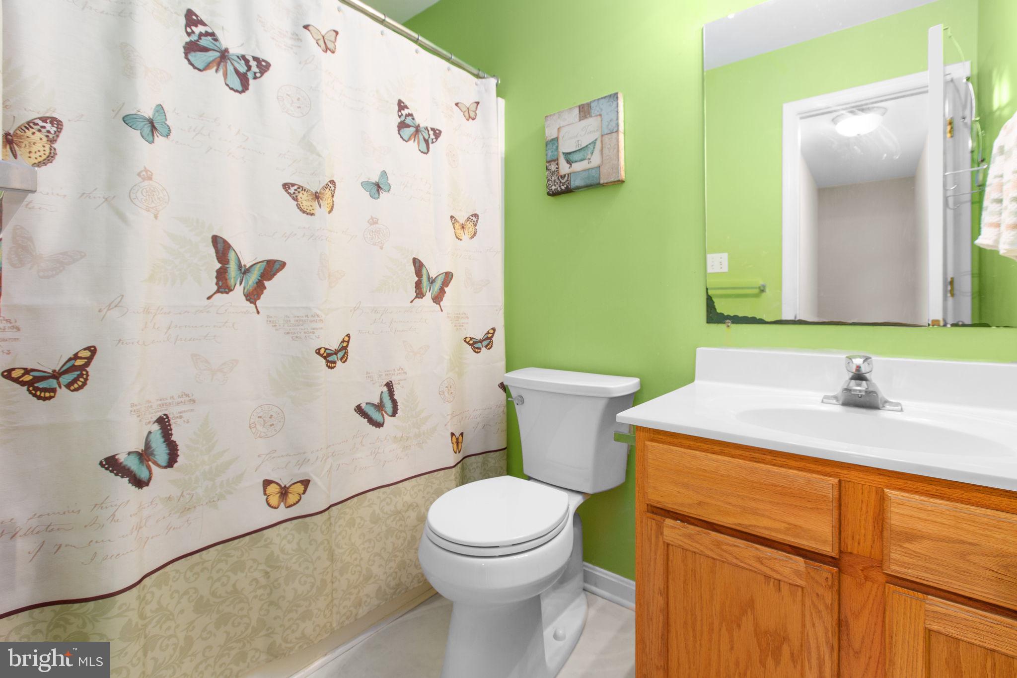 PRESIDENTIAL LAKES - Residential