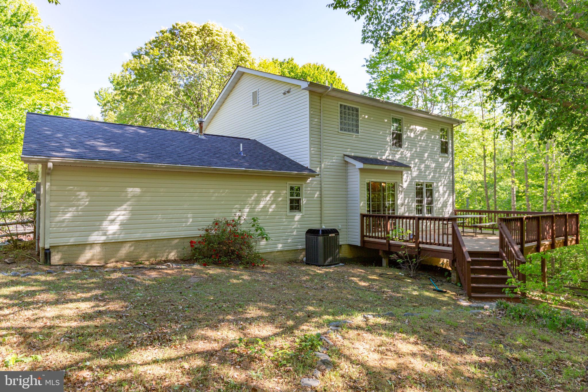 PRESIDENTIAL LAKES - Residential