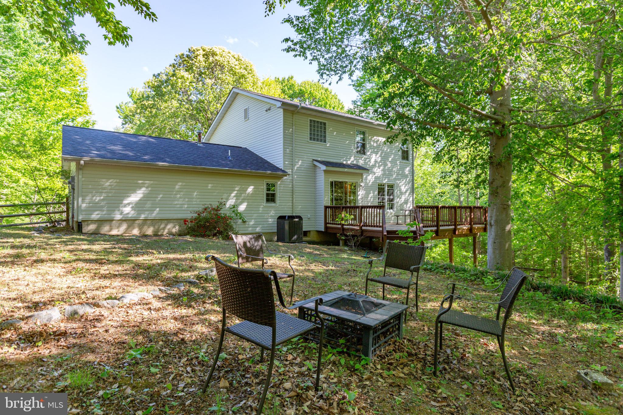 PRESIDENTIAL LAKES - Residential