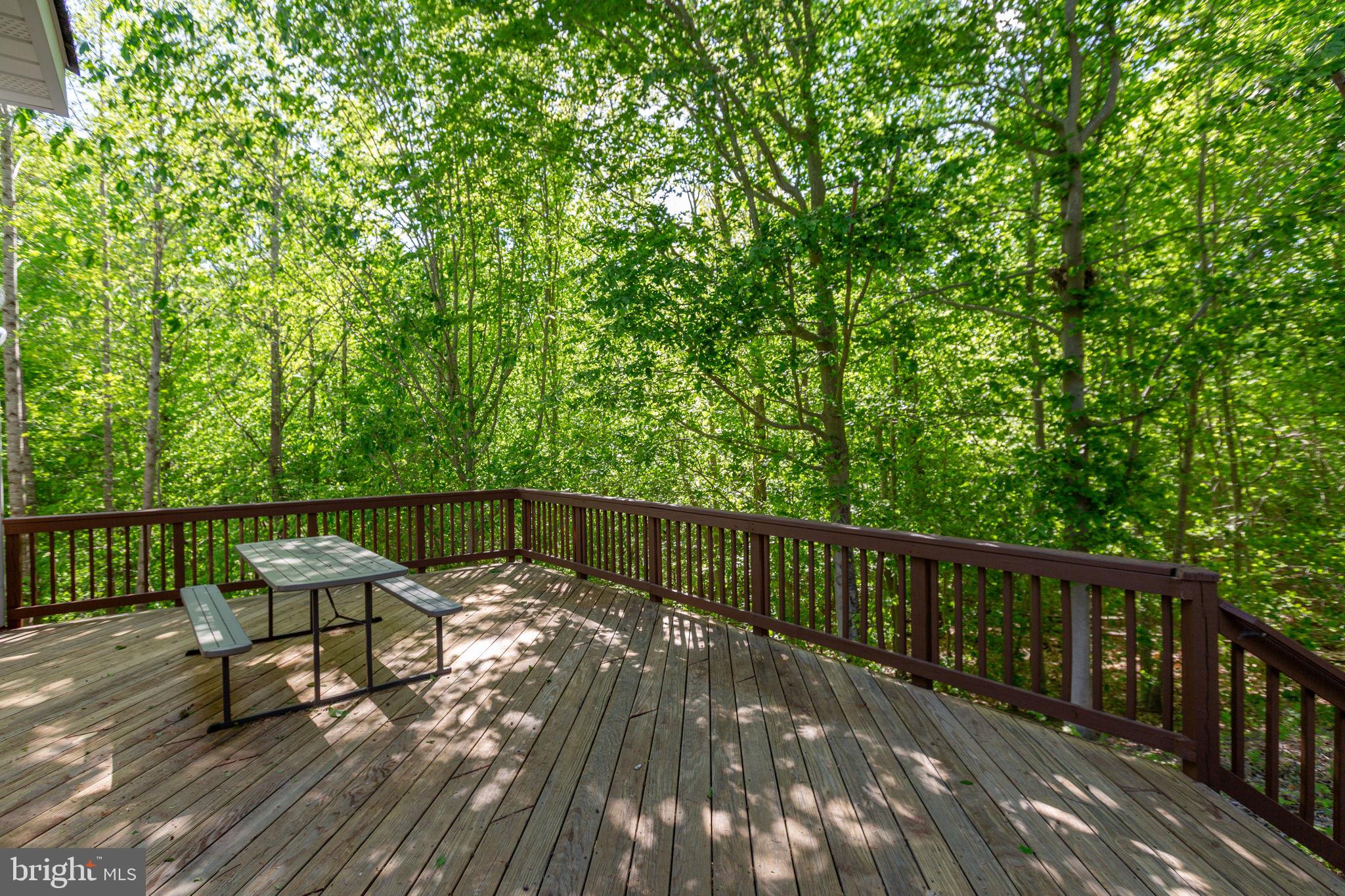 PRESIDENTIAL LAKES - Residential