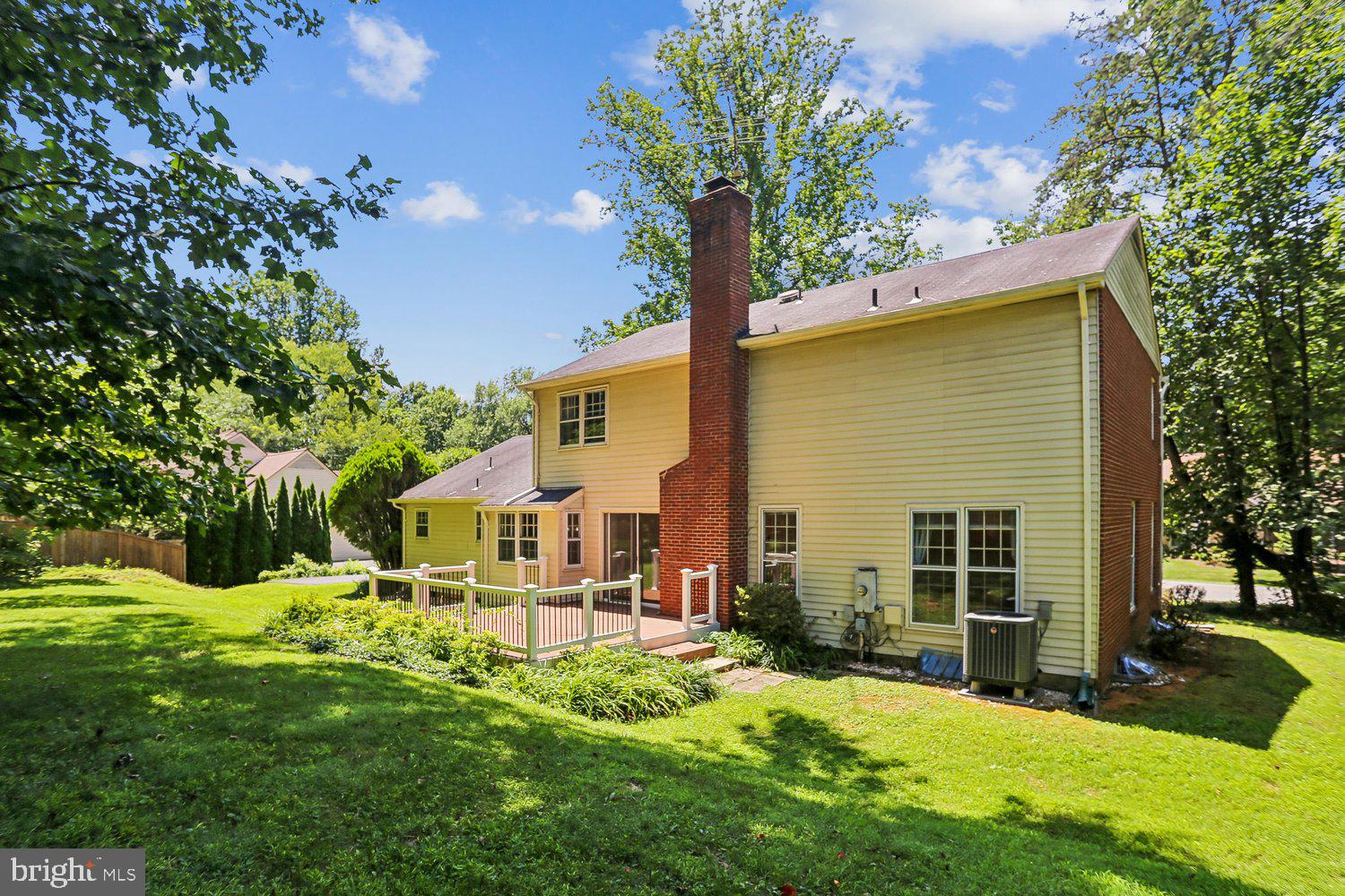 903 RIDGE DRIVE