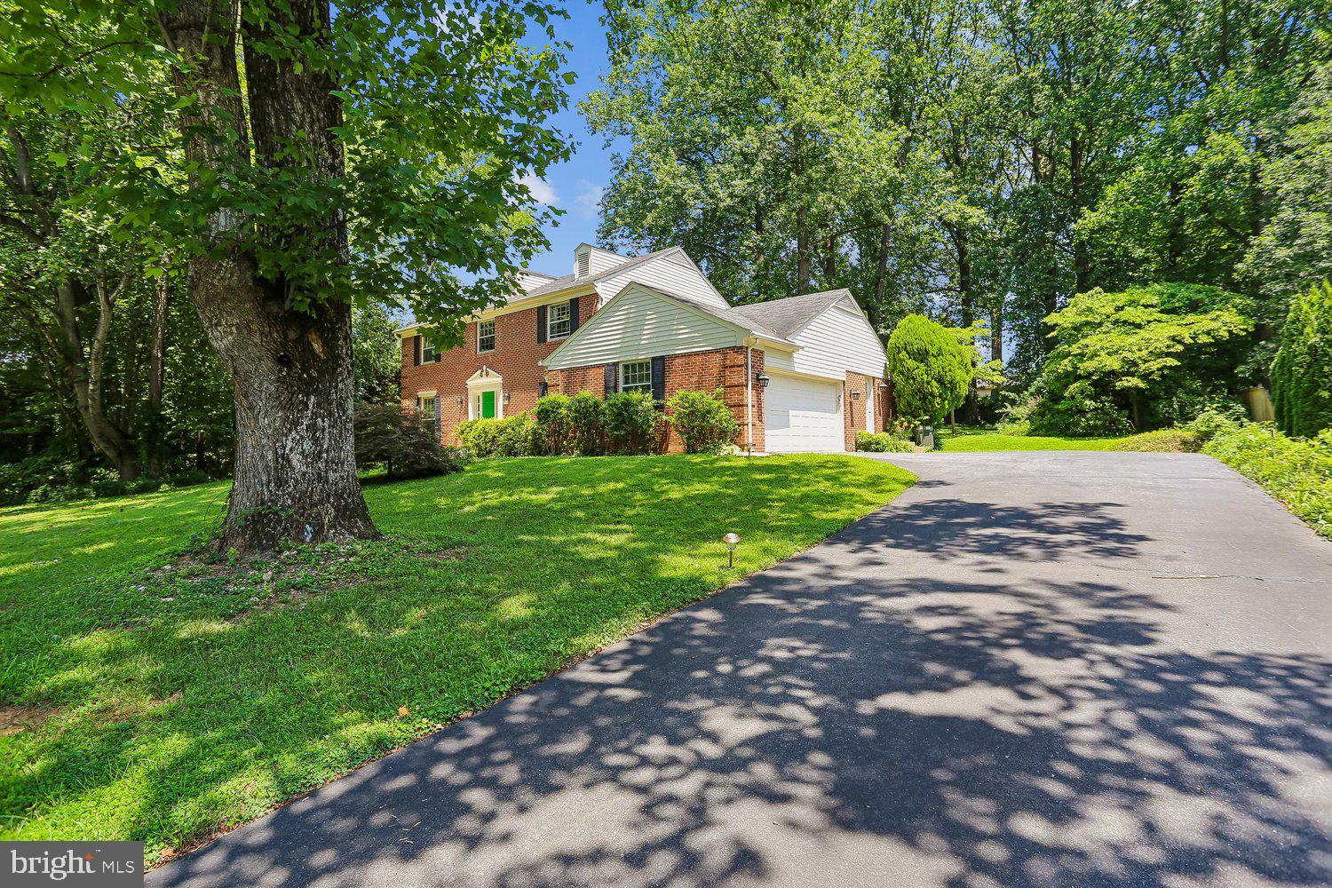 903 RIDGE DRIVE