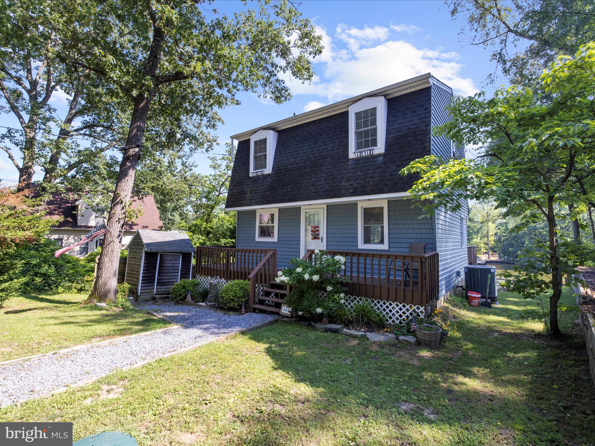 593 RIVERSIDE DRIVE