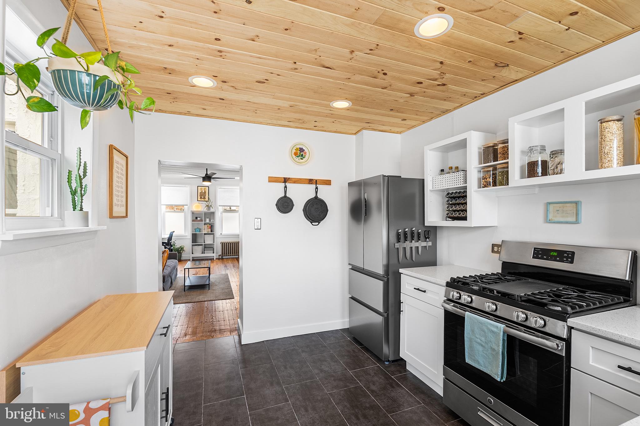 PORT RICHMOND - Residential