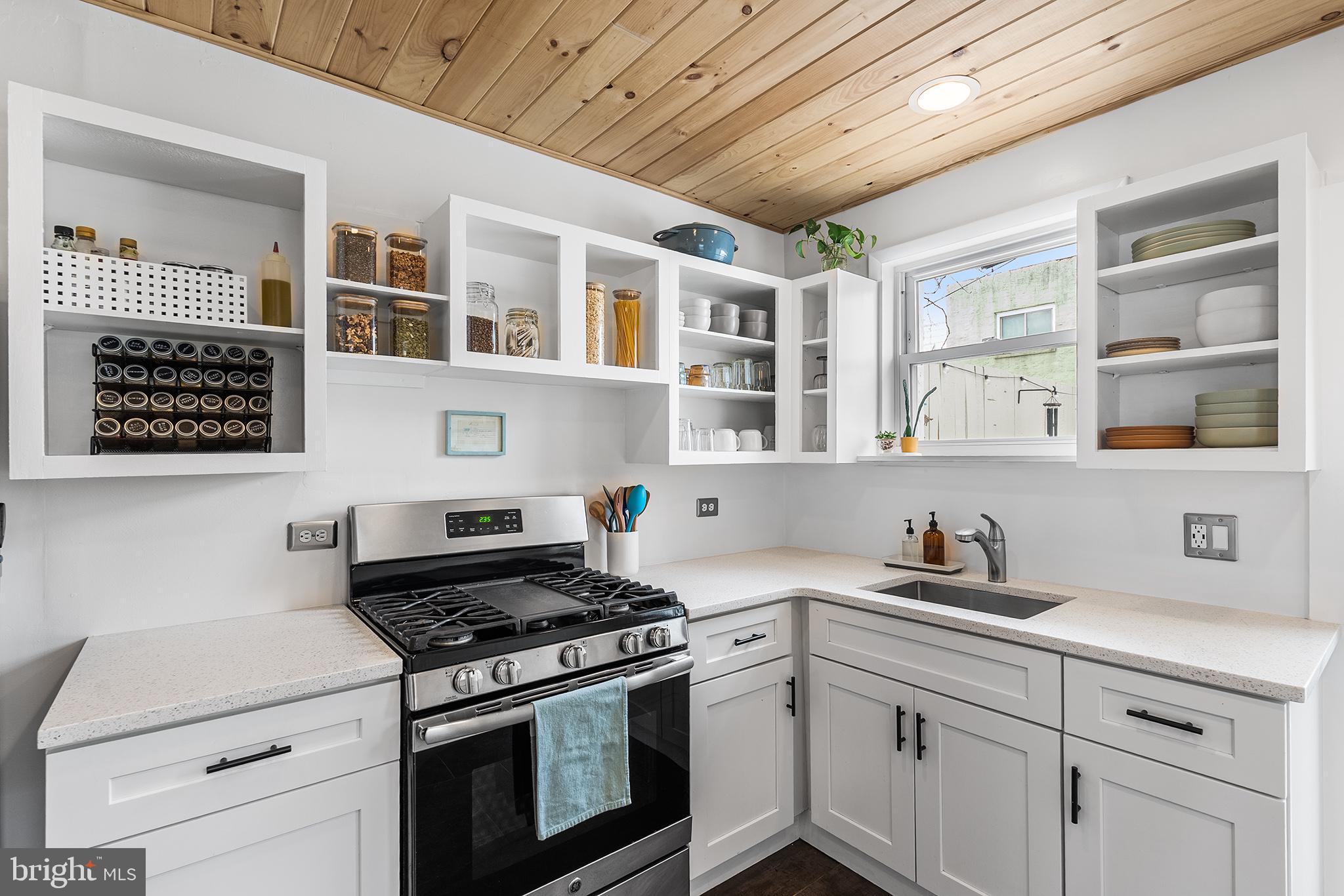 PORT RICHMOND - Residential