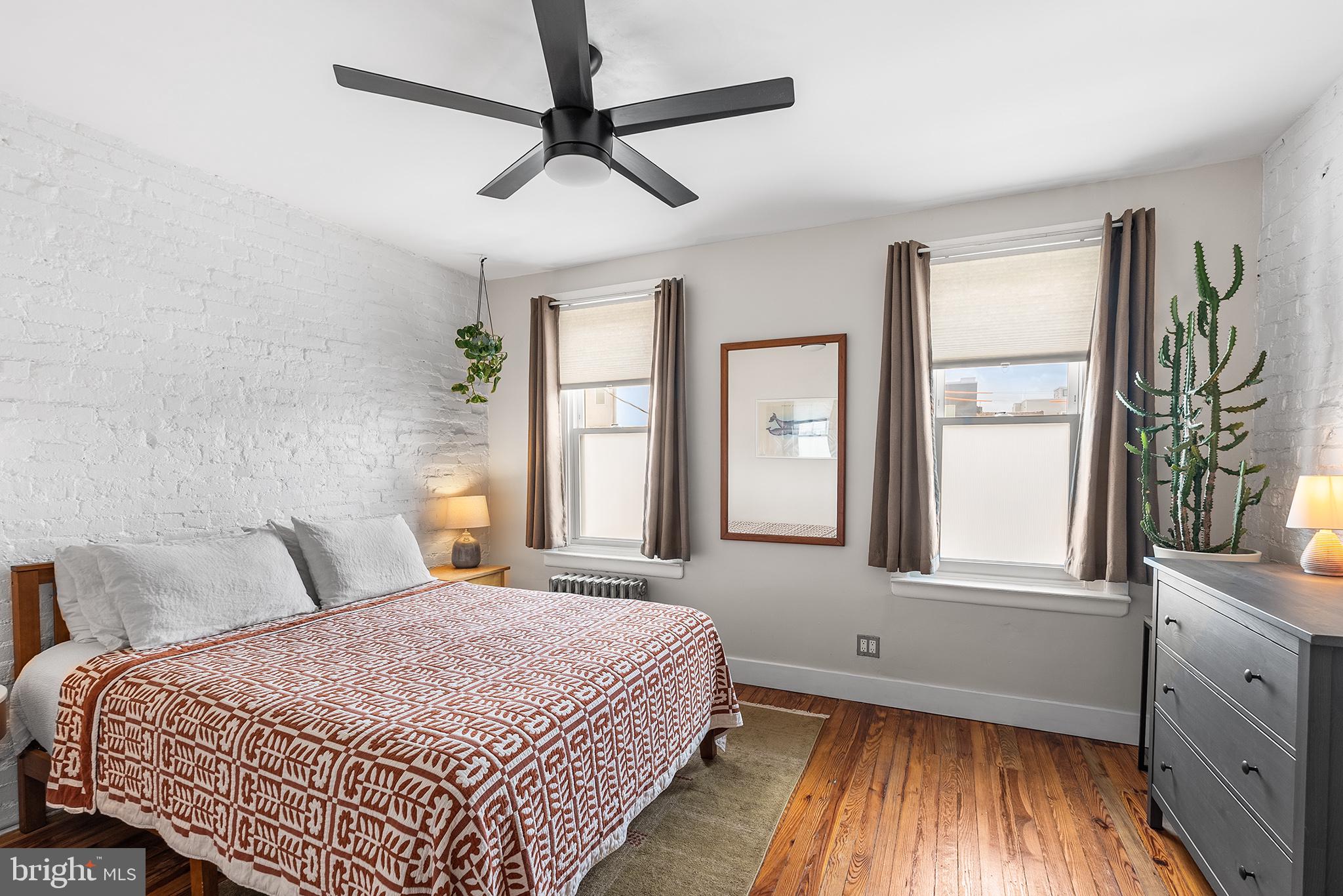 PORT RICHMOND - Residential