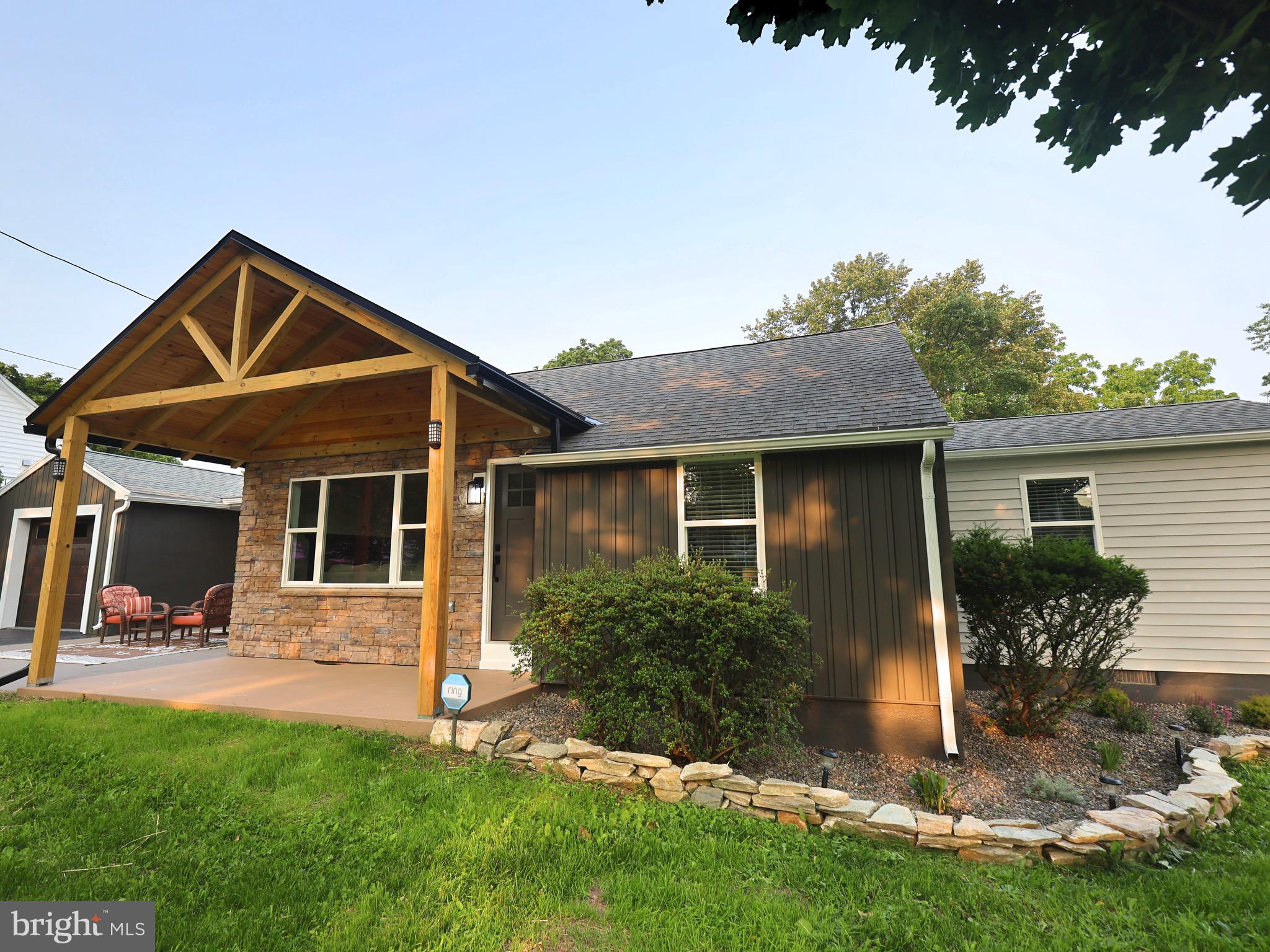 2913 EAGLEVILLE ROAD