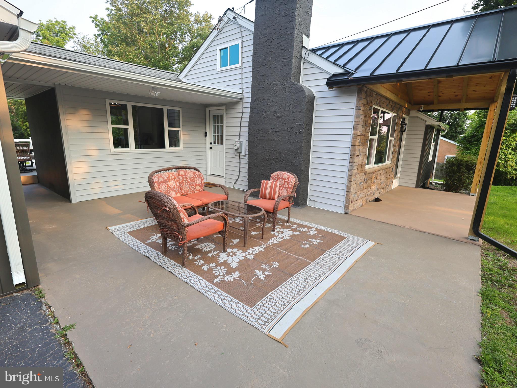 2913 EAGLEVILLE ROAD