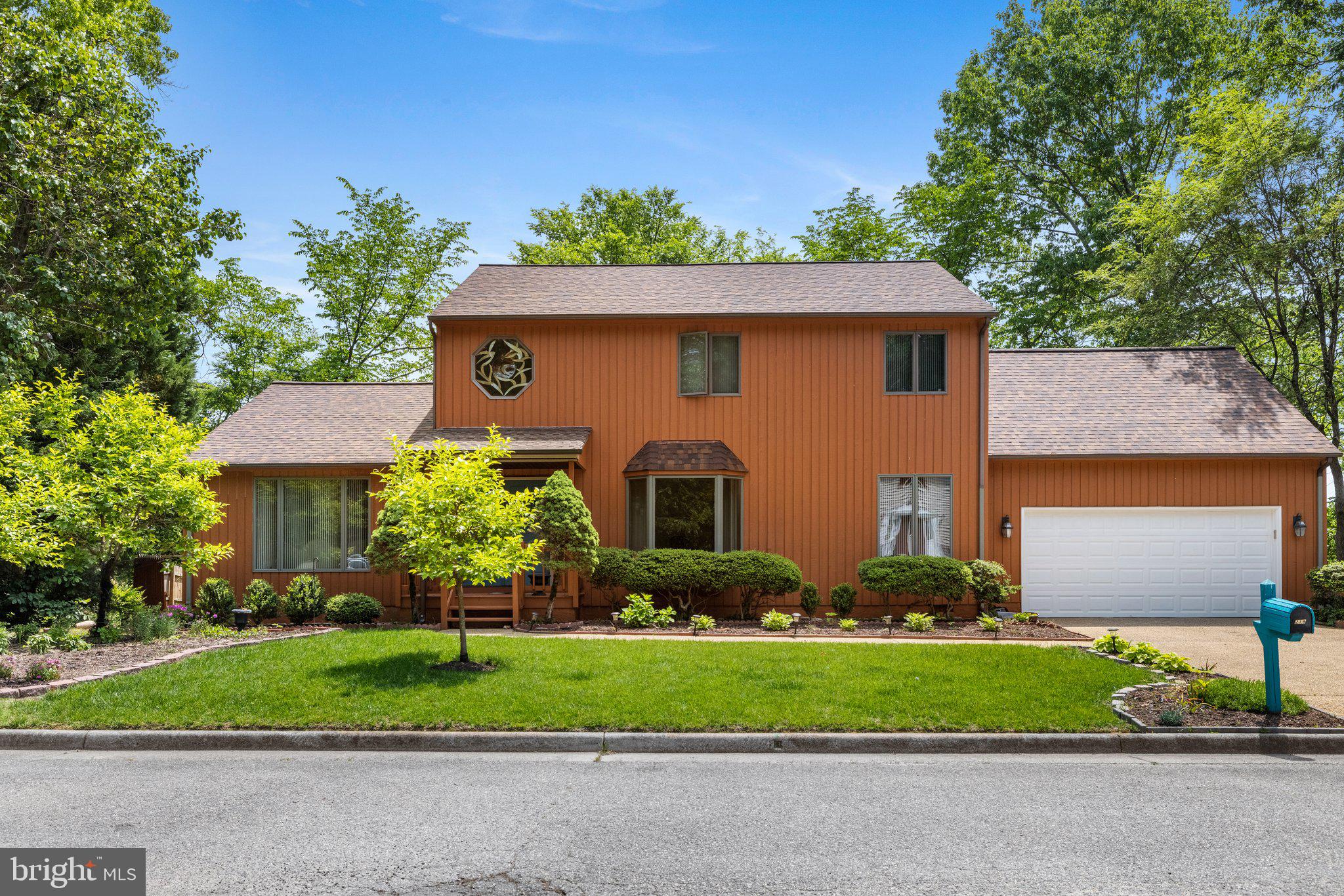 COLONIAL HEIGHTS - Residential