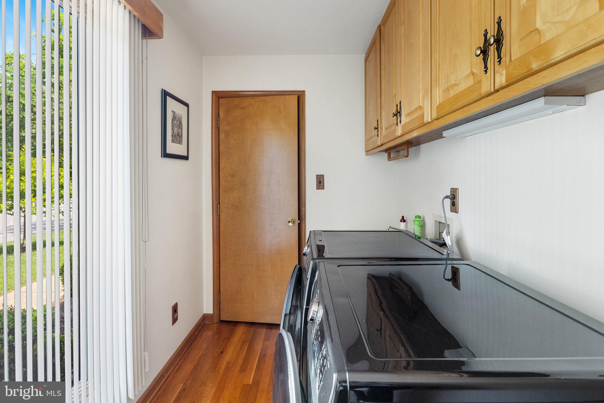 COLONIAL HEIGHTS - Residential