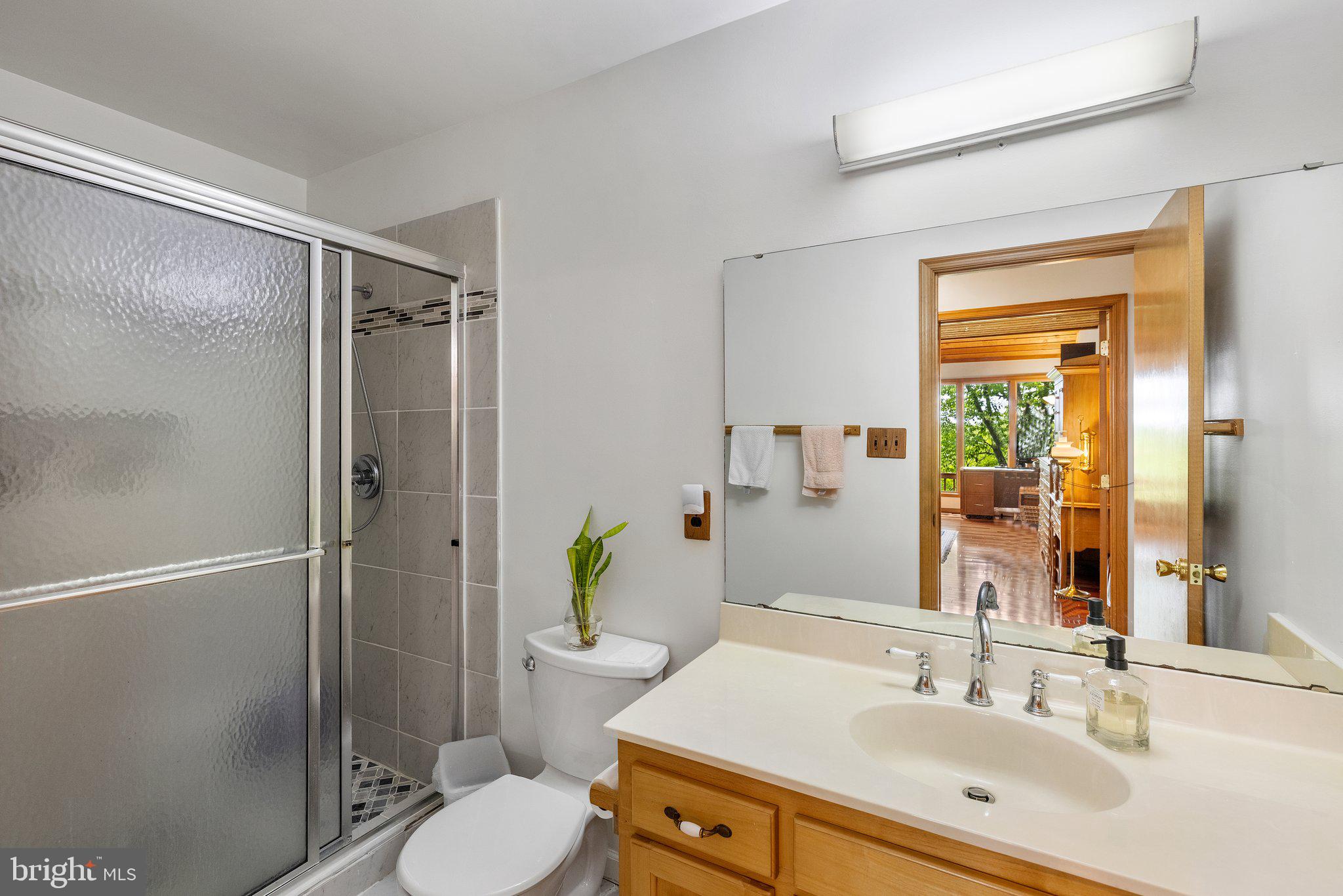 COLONIAL HEIGHTS - Residential