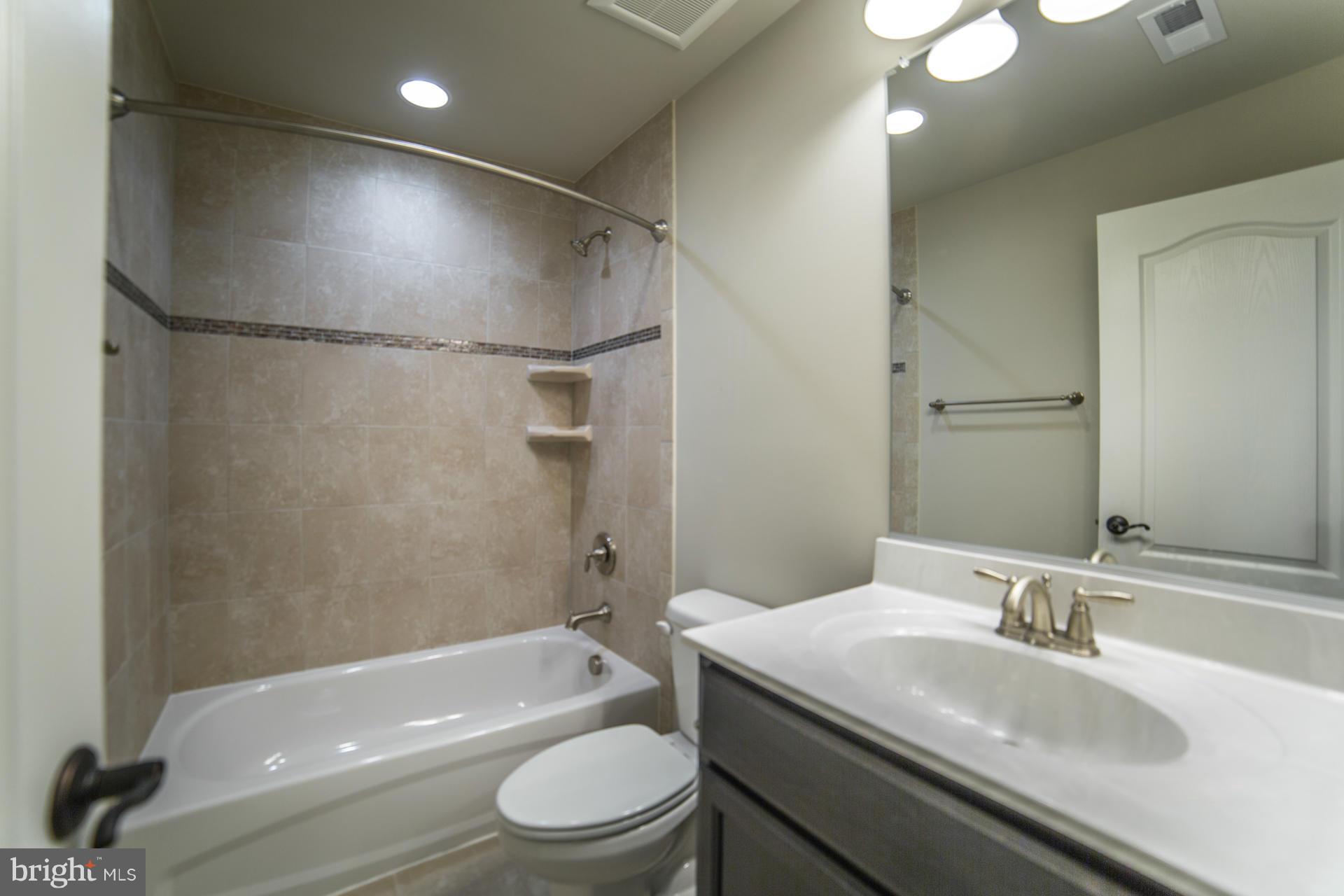 DEVONSHIRE GARDENS - Residential