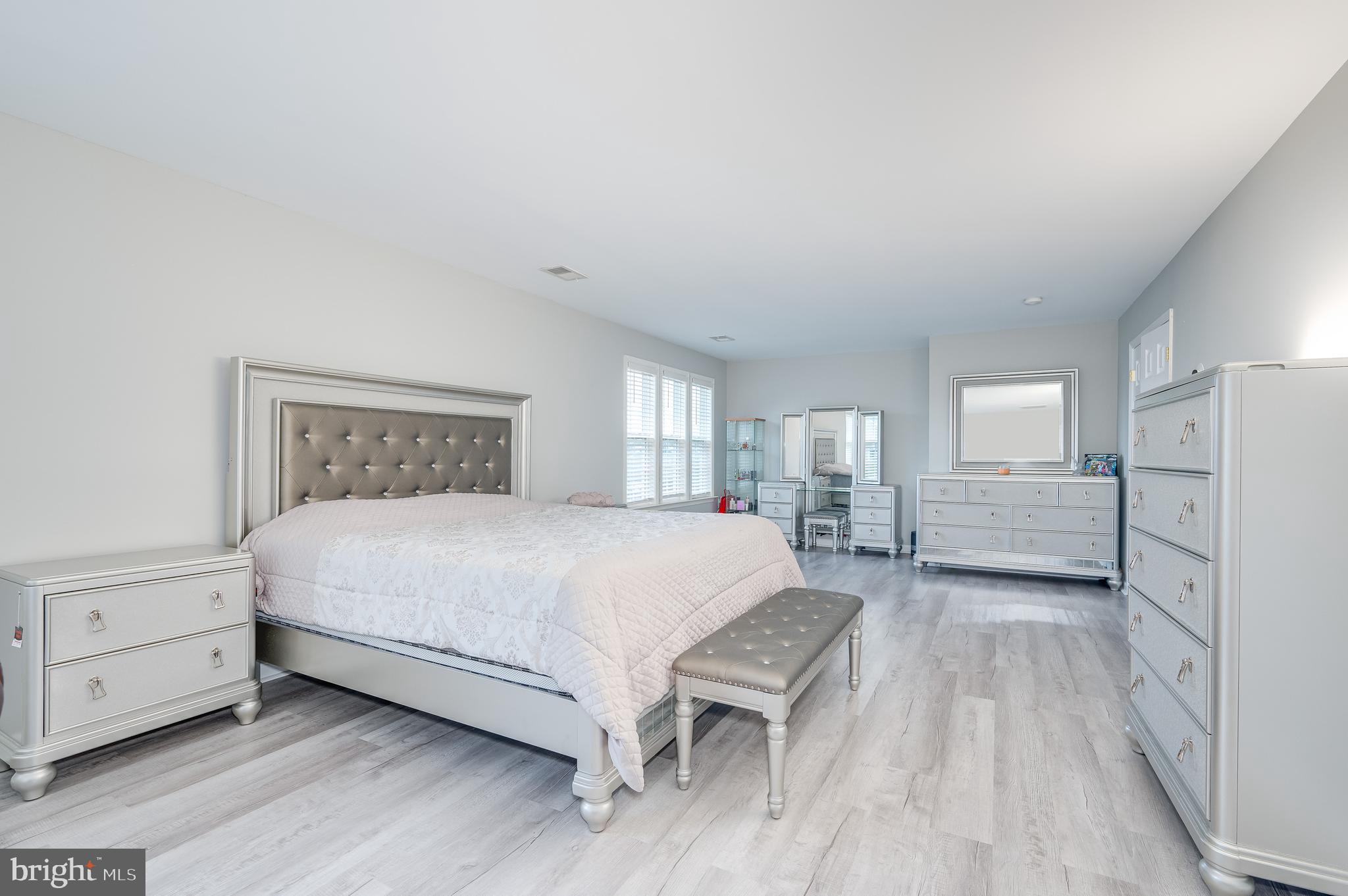 THE GALLERY - Residential