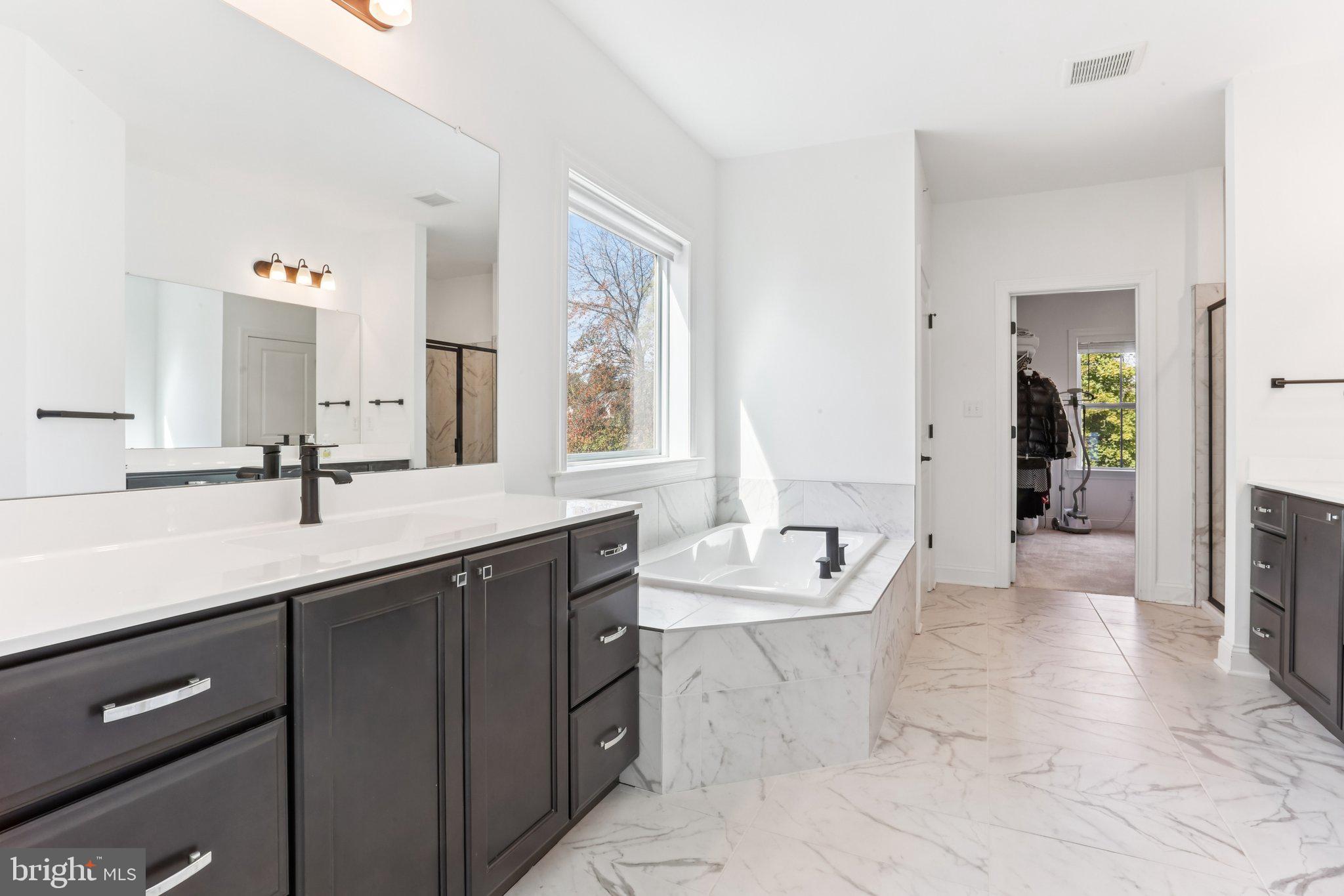 GROVE VALLEY FARM - Residential