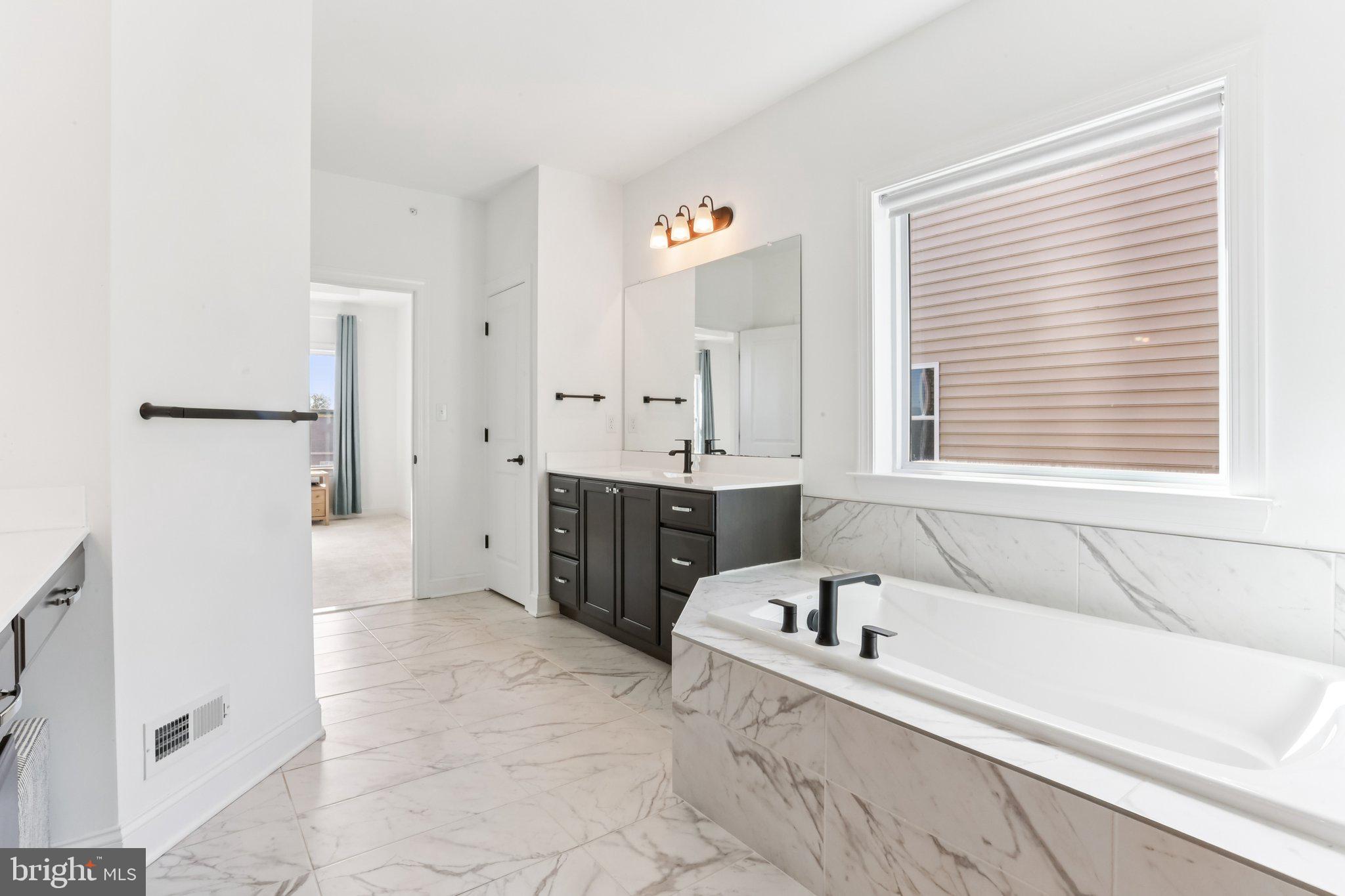 GROVE VALLEY FARM - Residential